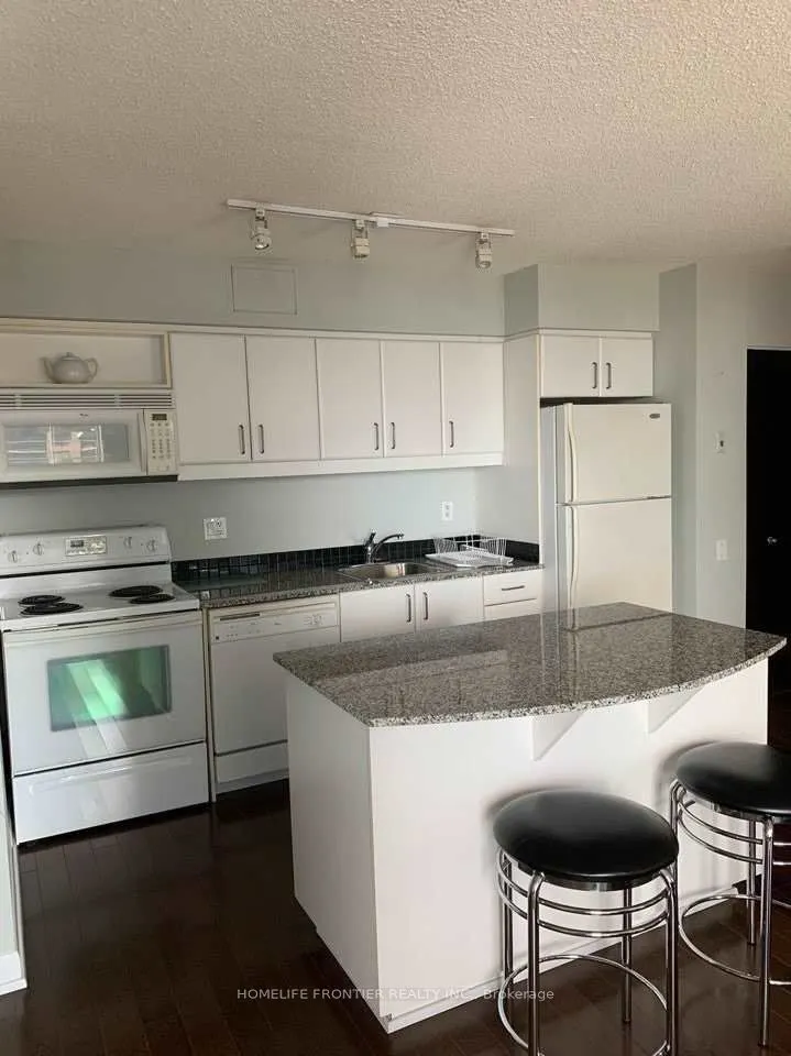 33 Sheppard Avenue, #2206