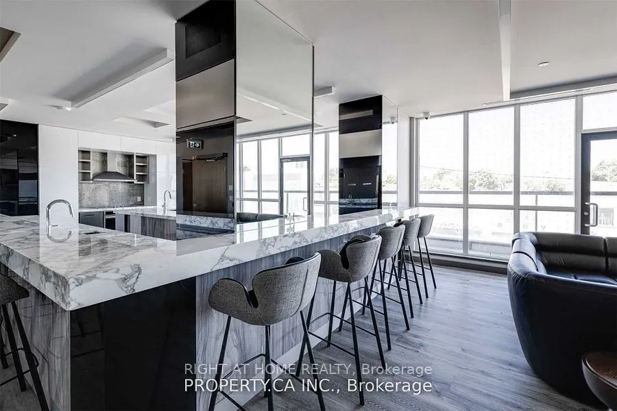 1603 Eglinton Avenue W, #207