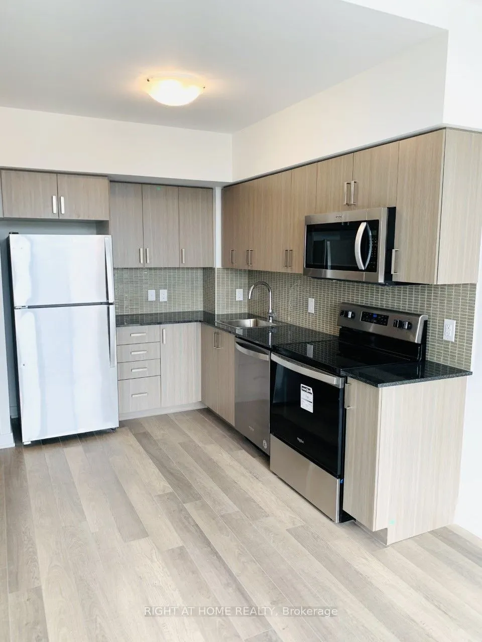 1603 Eglinton Avenue W, #207