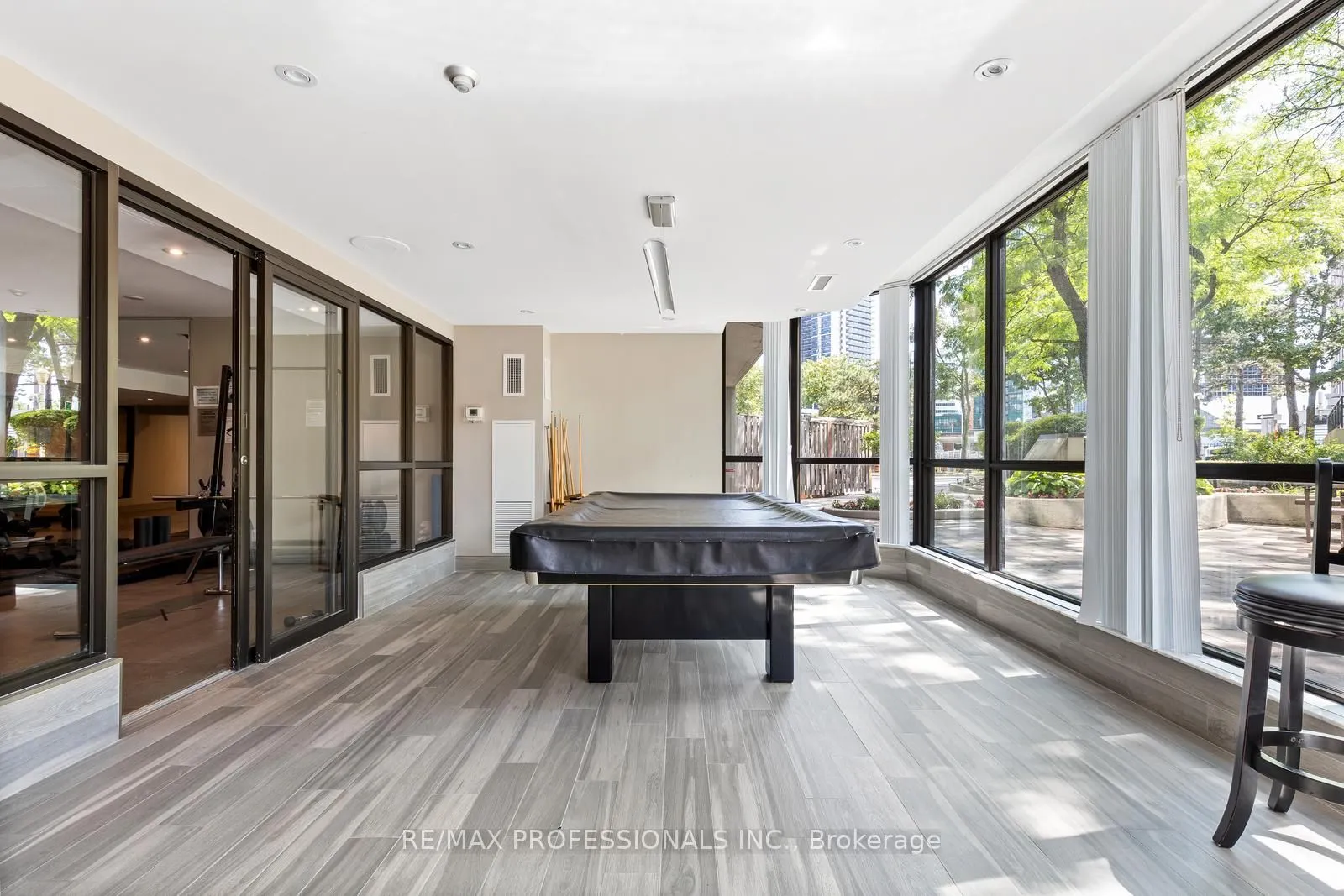 33 Elmhurst Avenue, #1104