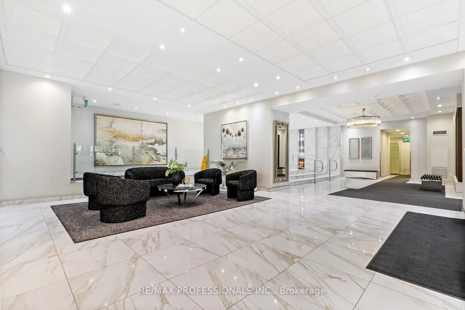 33 Elmhurst Avenue, #1104