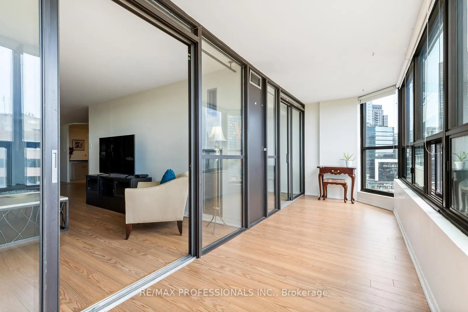 33 Elmhurst Avenue, #1104