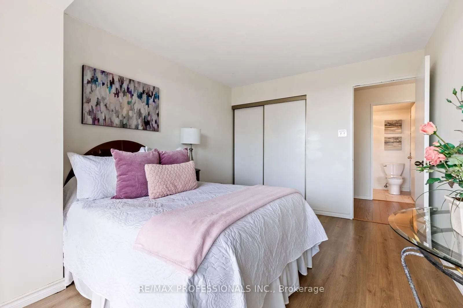 33 Elmhurst Avenue, #1104