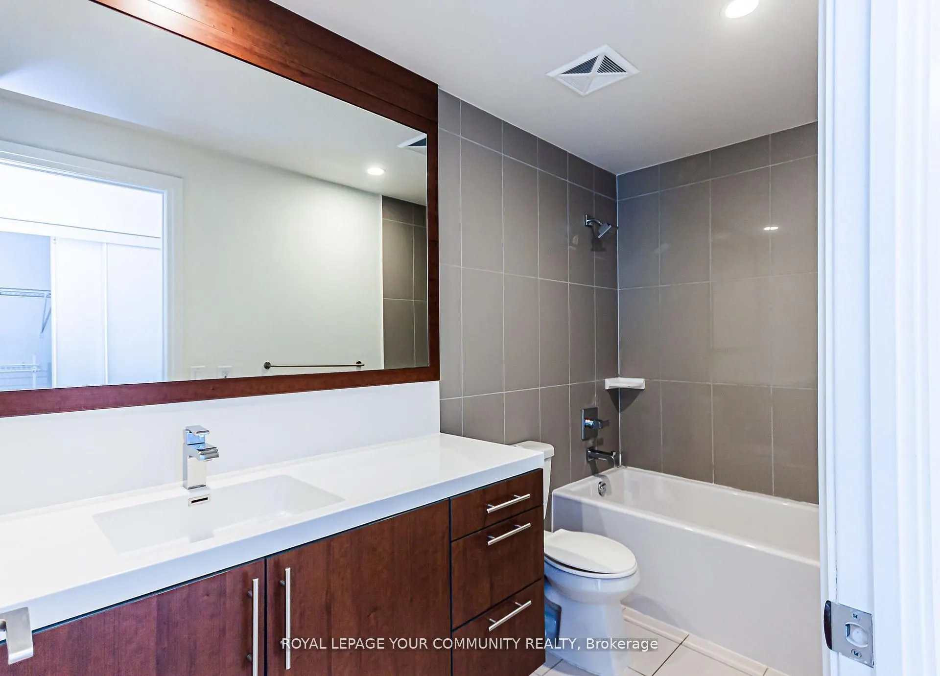2 Anndale Drive, #602