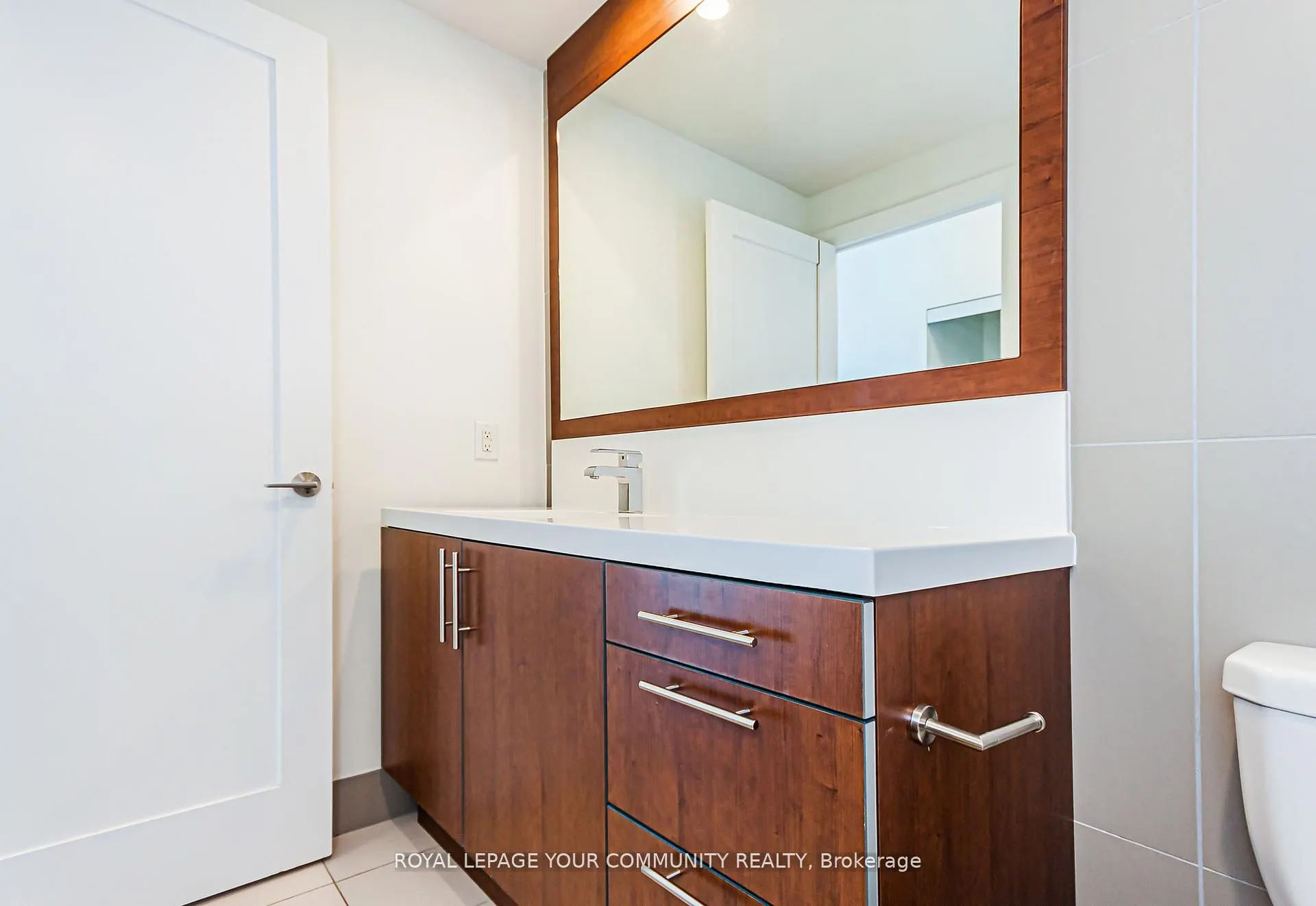 2 Anndale Drive, #602
