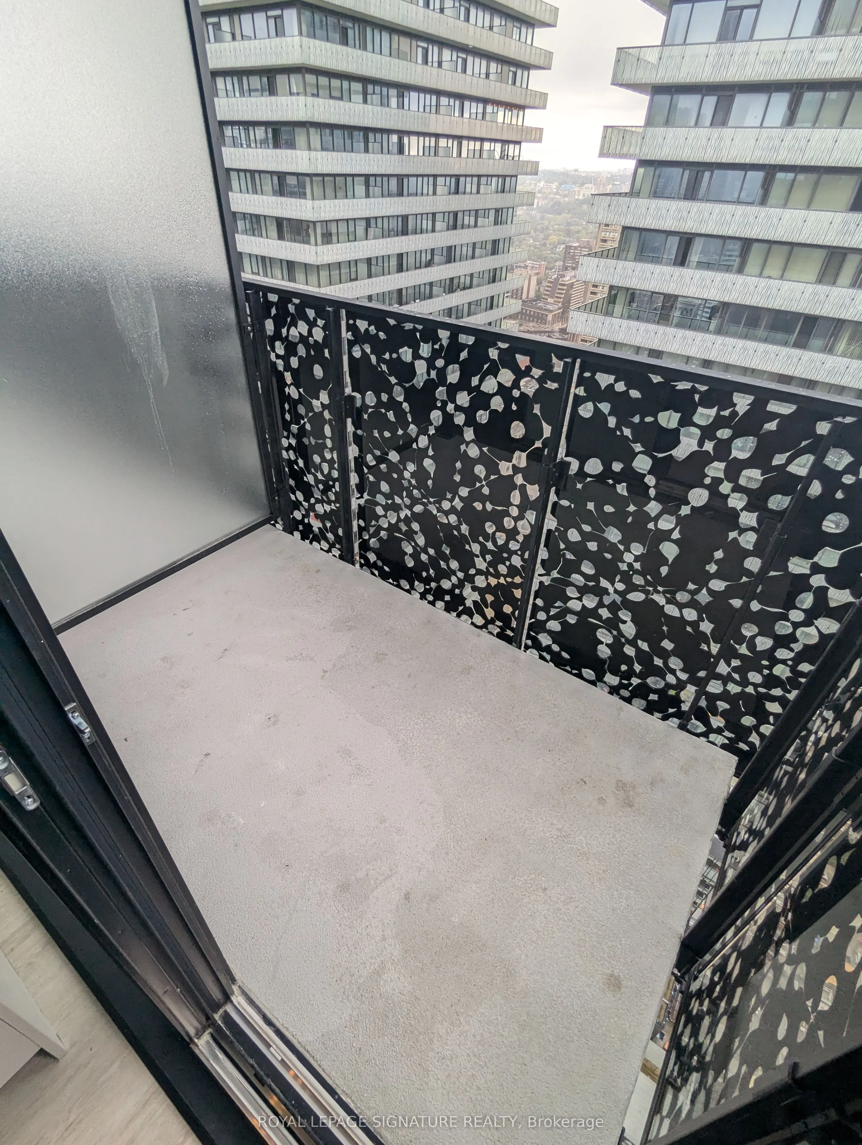 55 Charles Street E, #4510