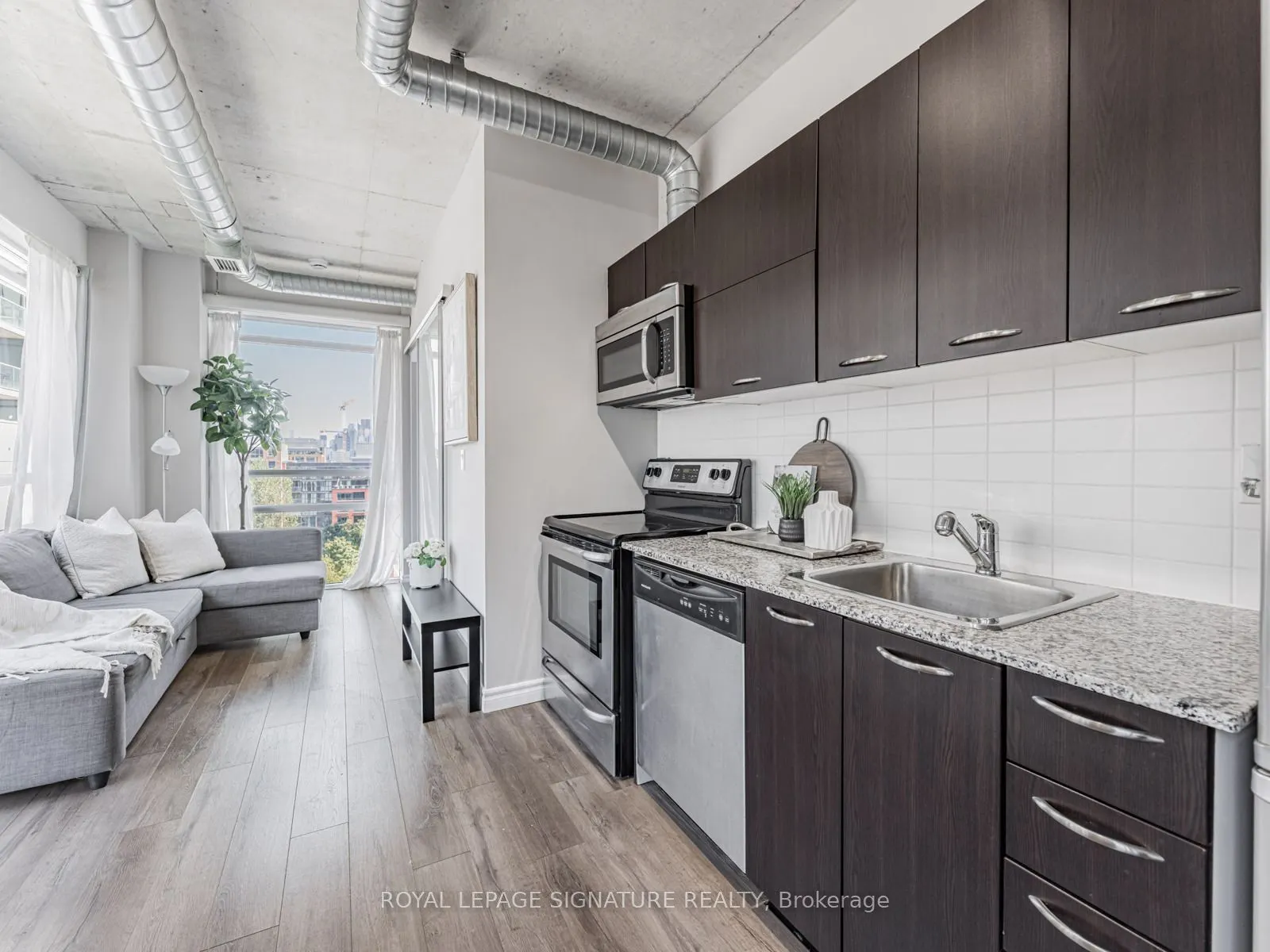 170 Sudbury Street, #806