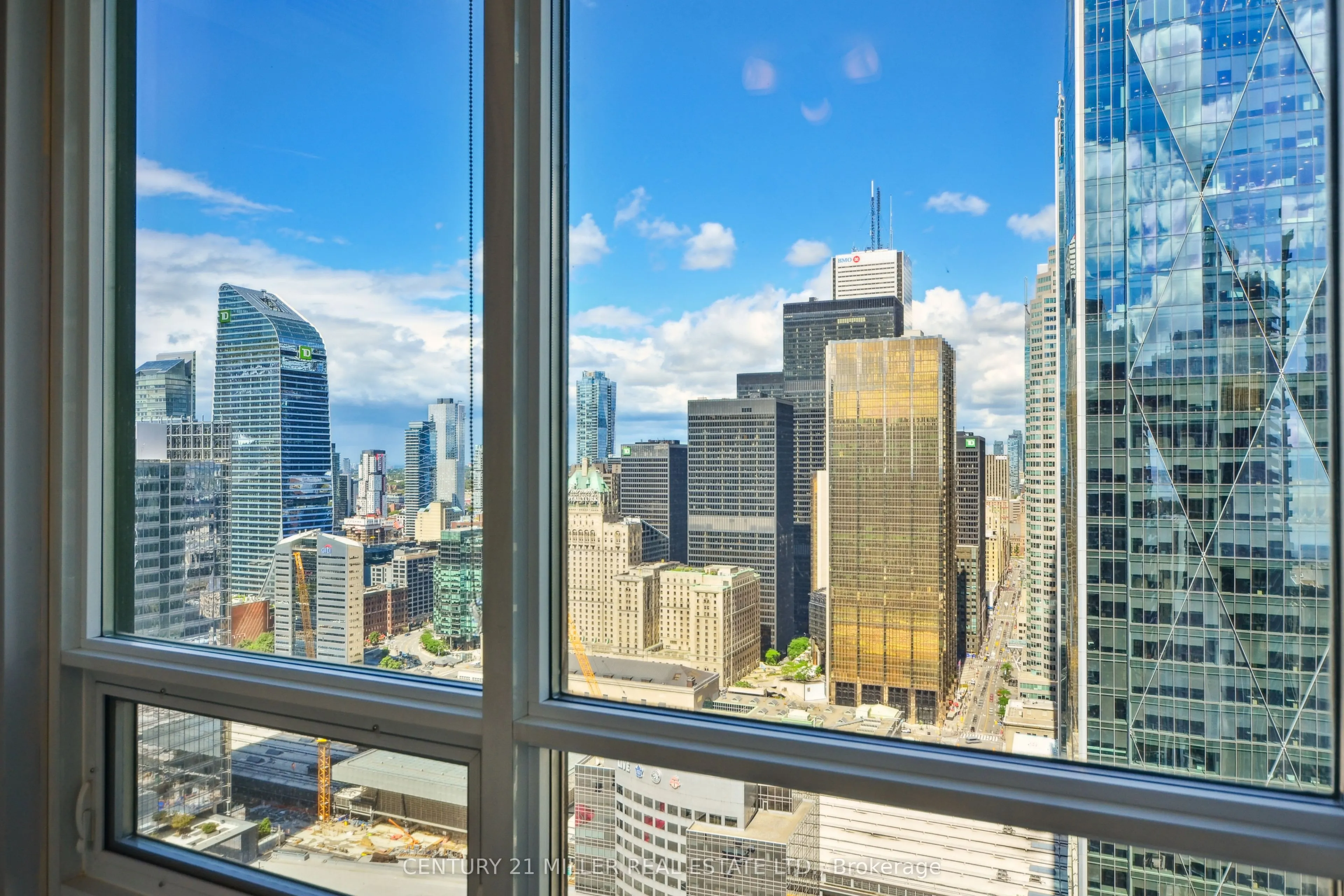 33 Bay Street, #4203