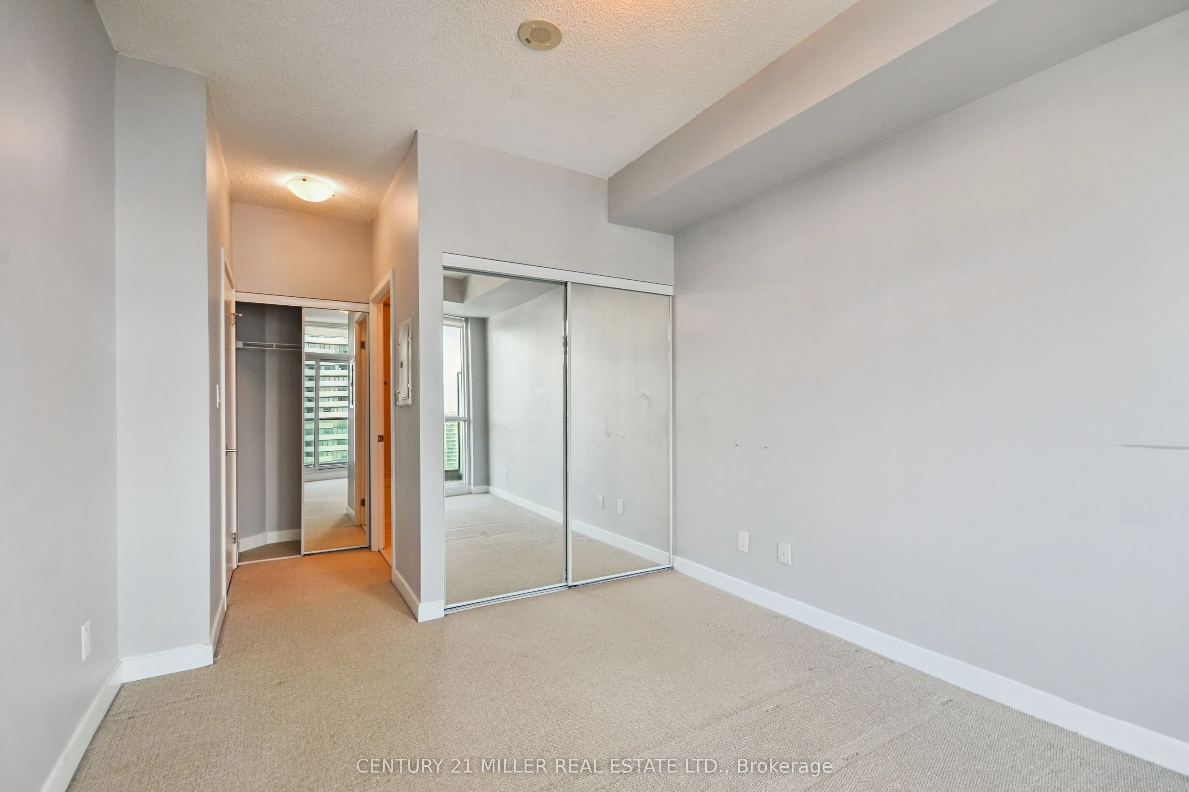 33 Bay Street, #4203