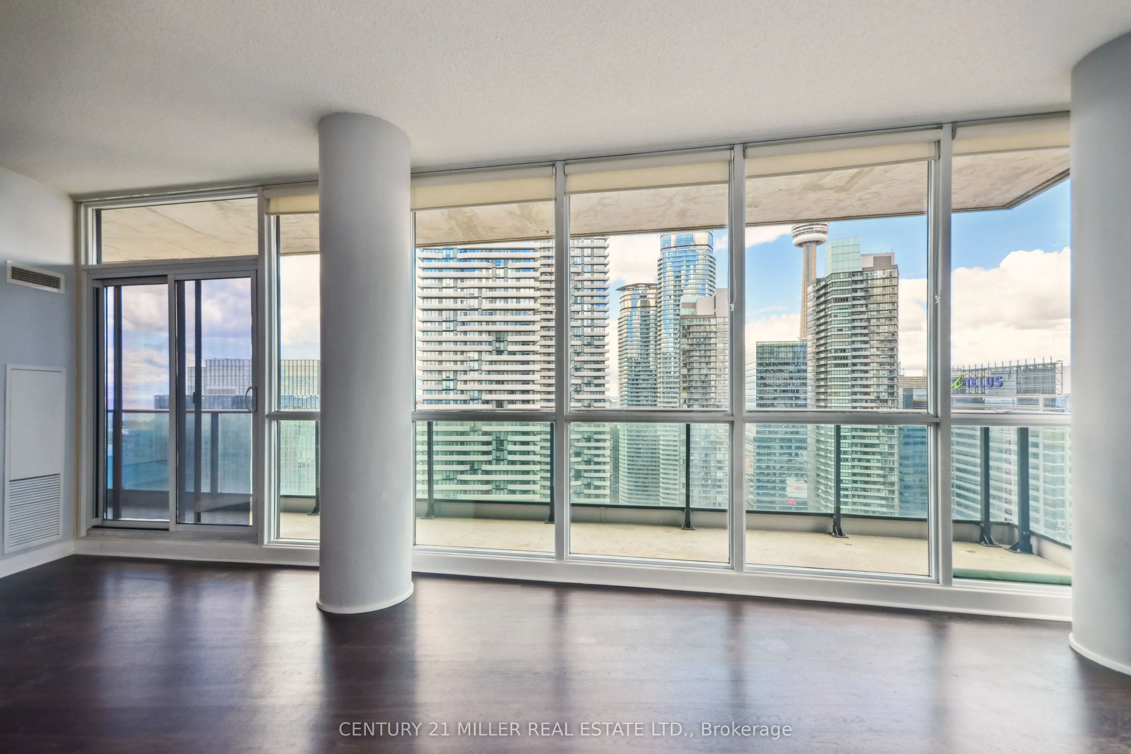 33 Bay Street, #4203