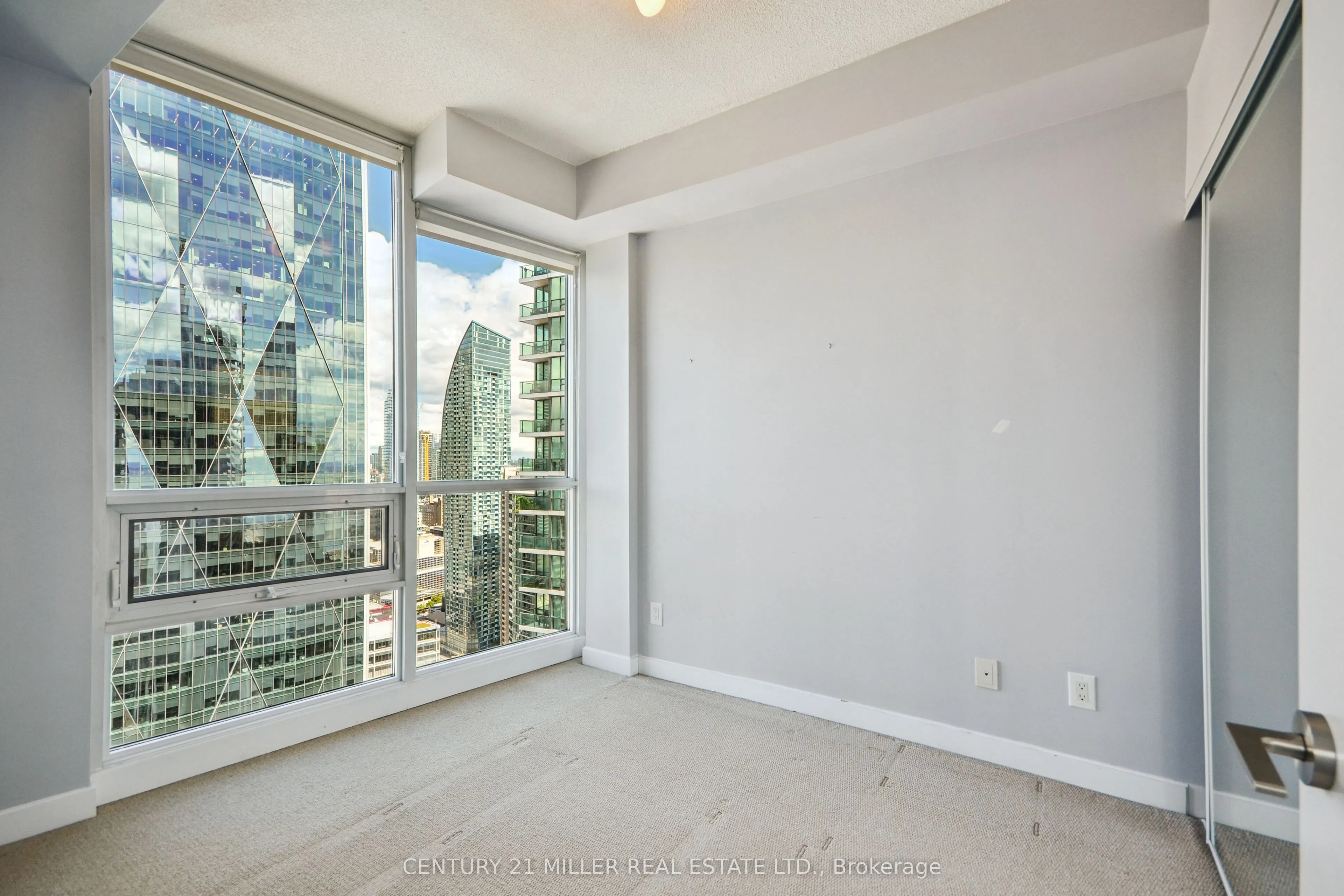 33 Bay Street, #4203