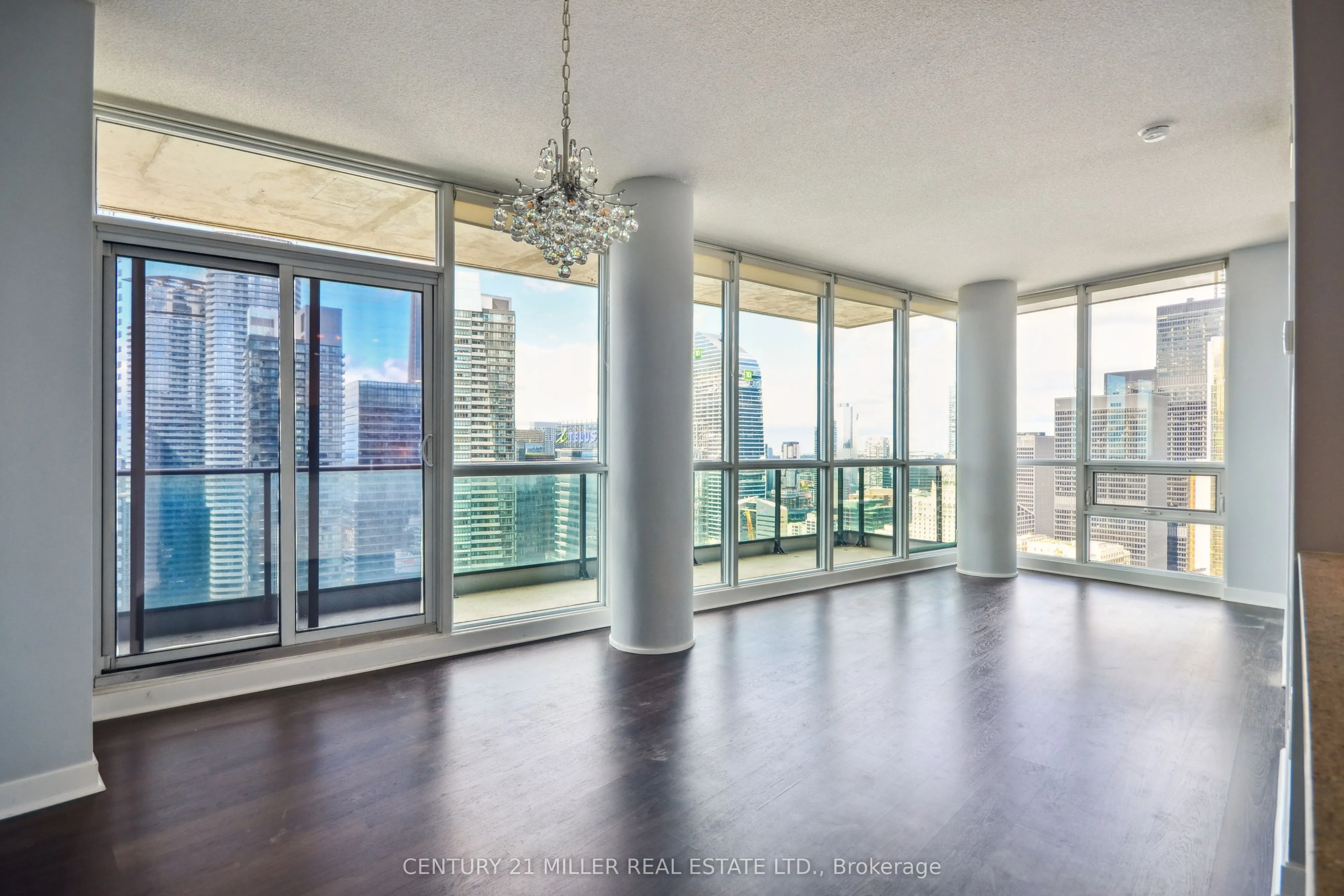 33 Bay Street, #4203