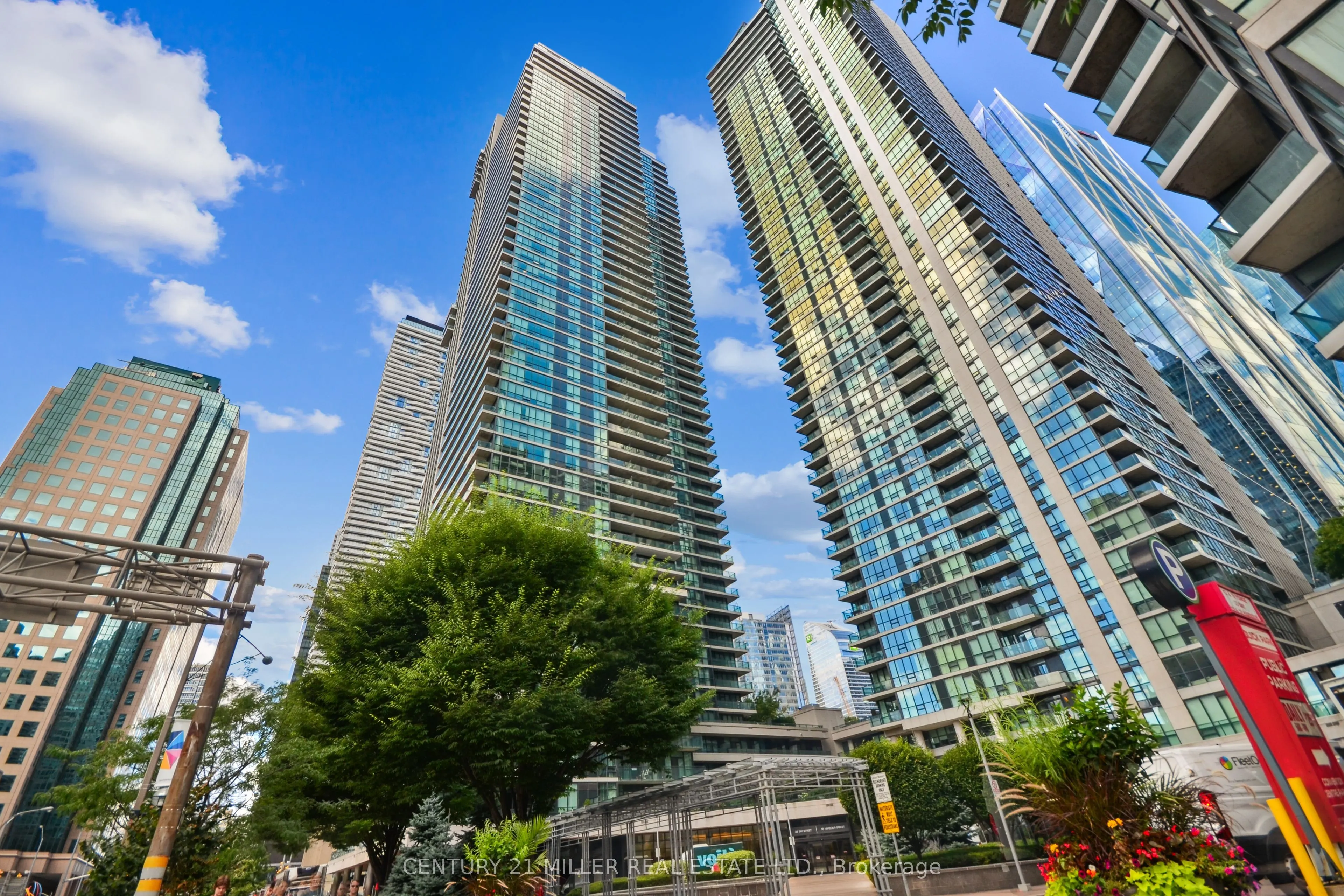 33 Bay Street, #4203
