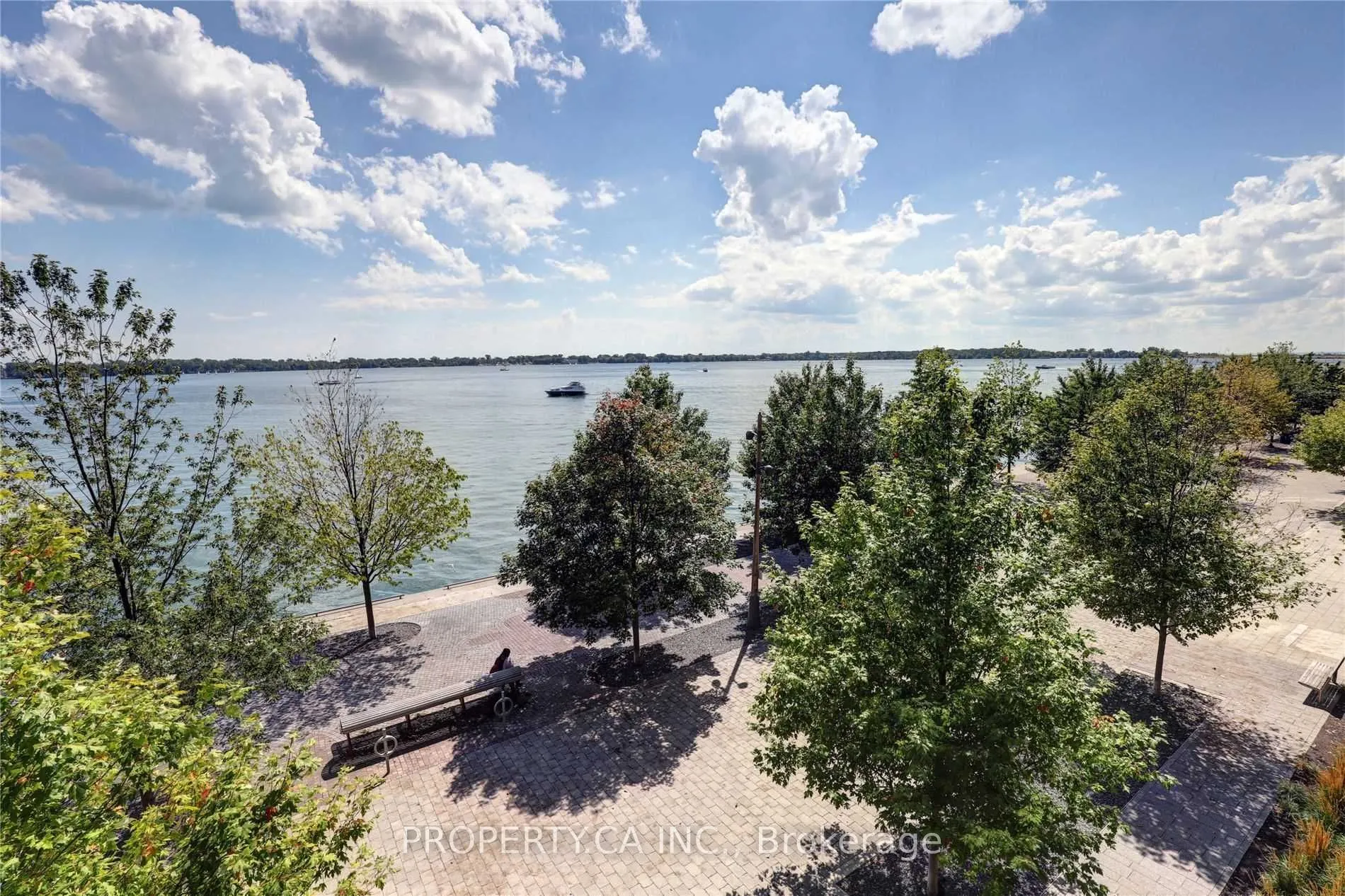 39 Queens Quay E, #314