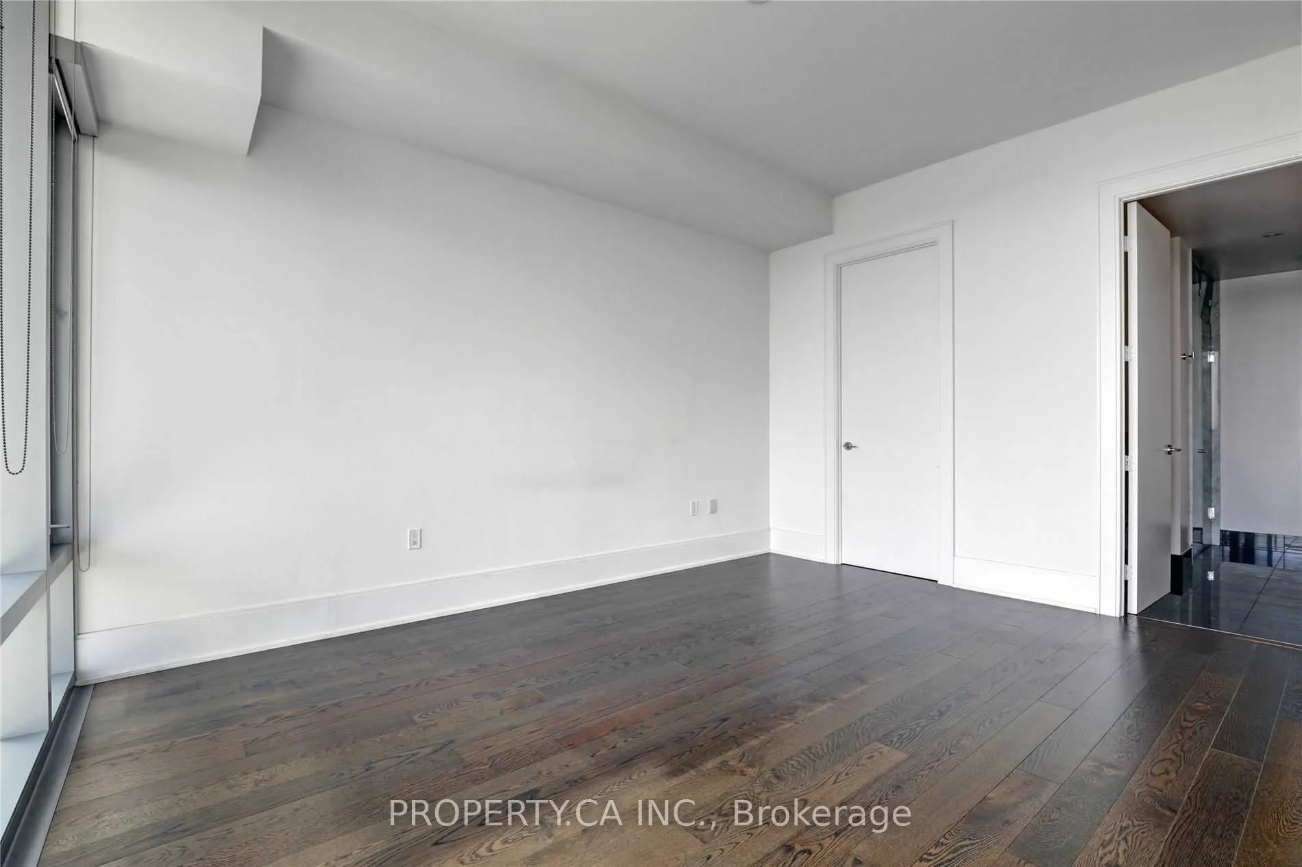 39 Queens Quay E, #314