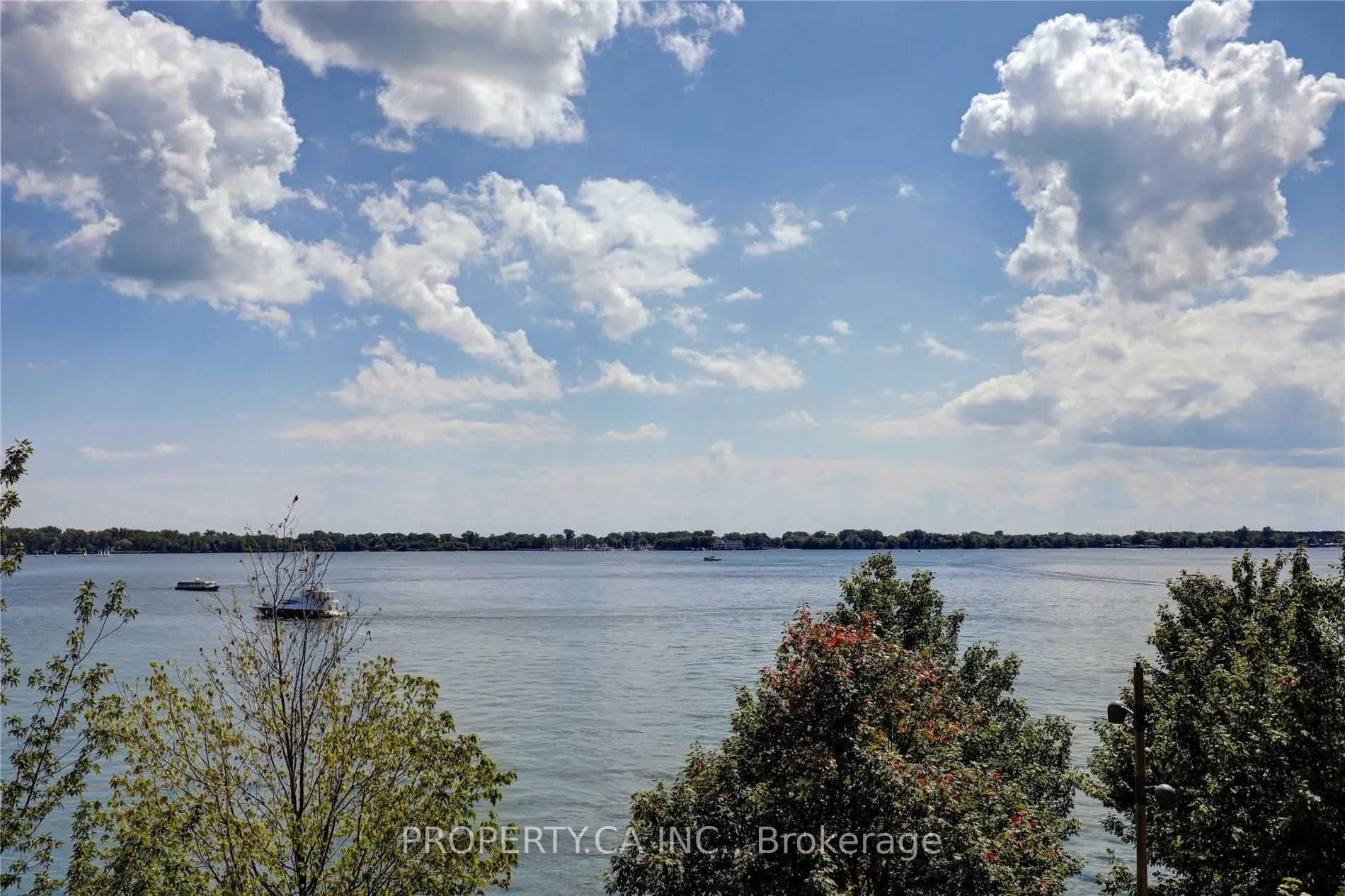 39 Queens Quay E, #314