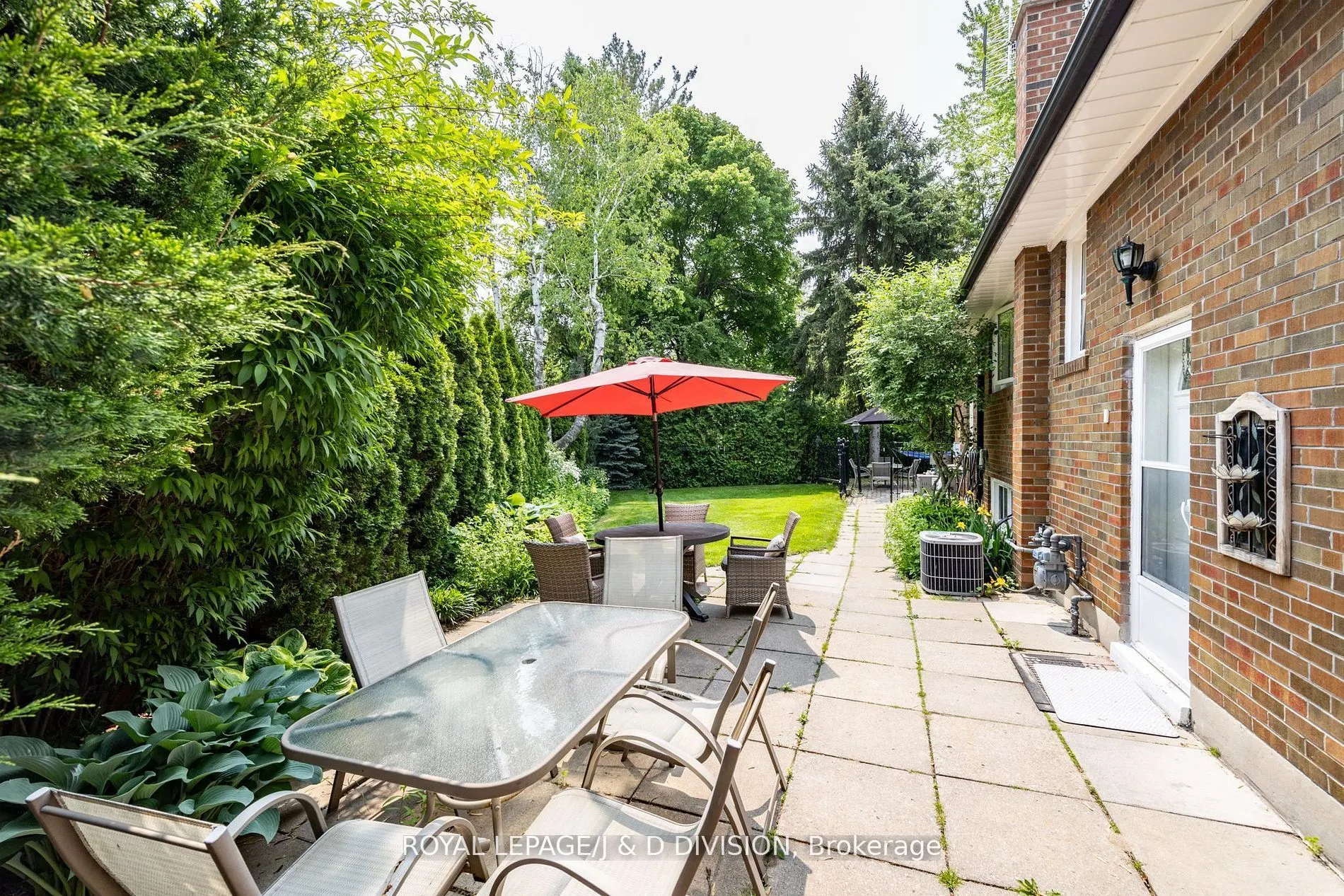 48 Greengrove Crescent
