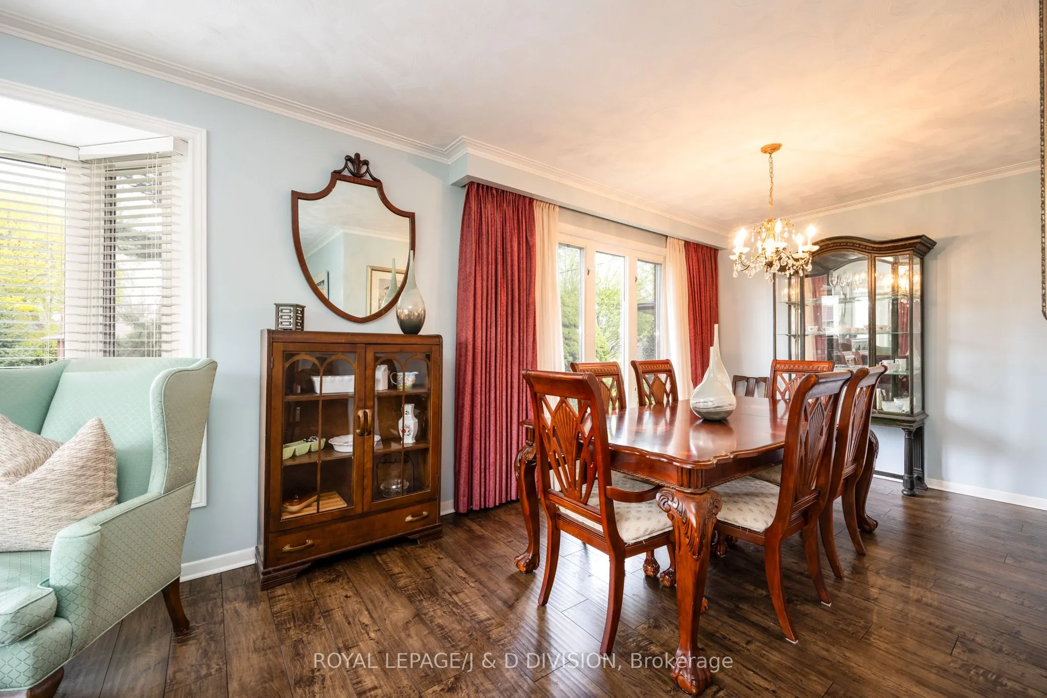 48 Greengrove Crescent