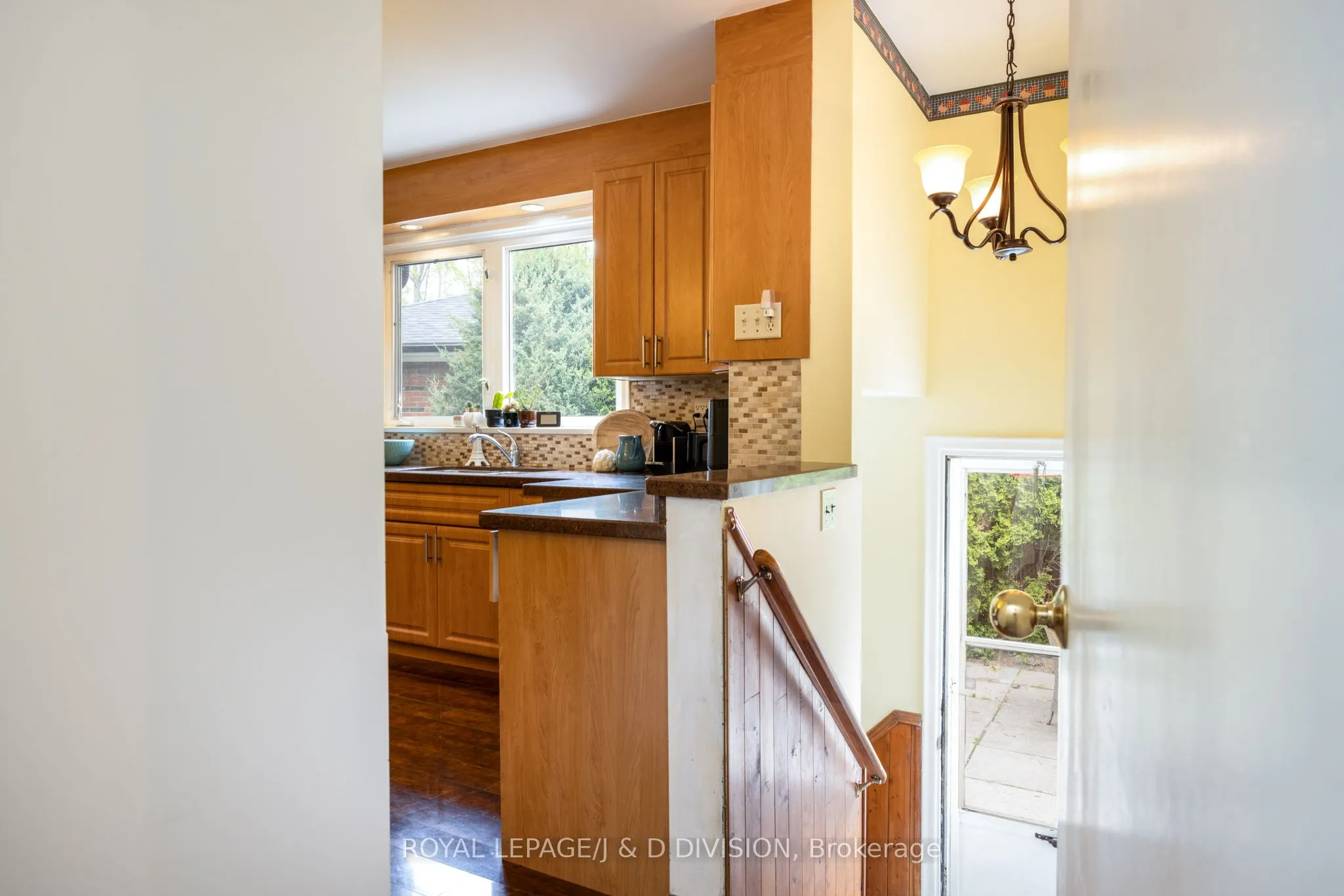 48 Greengrove Crescent