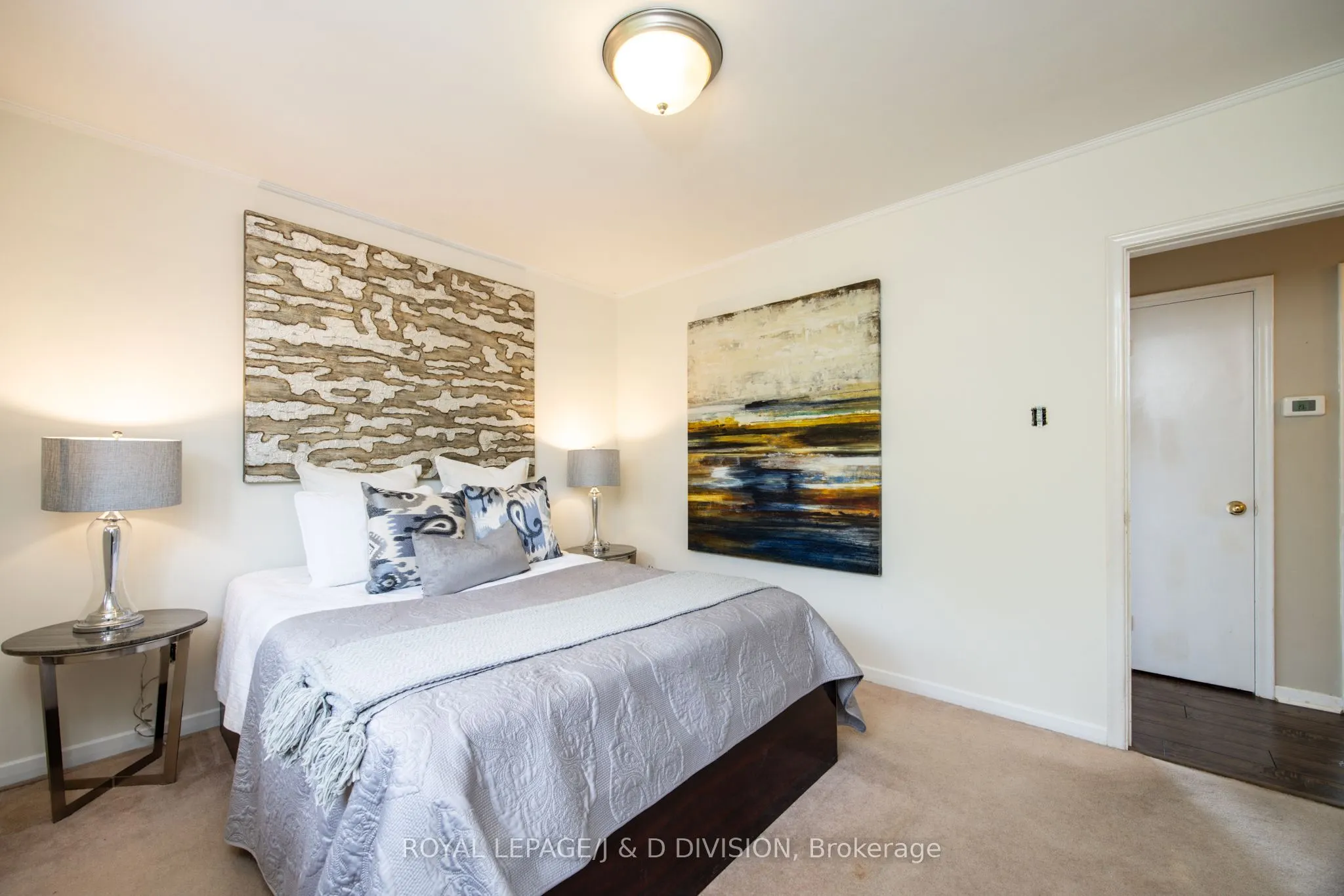 48 Greengrove Crescent