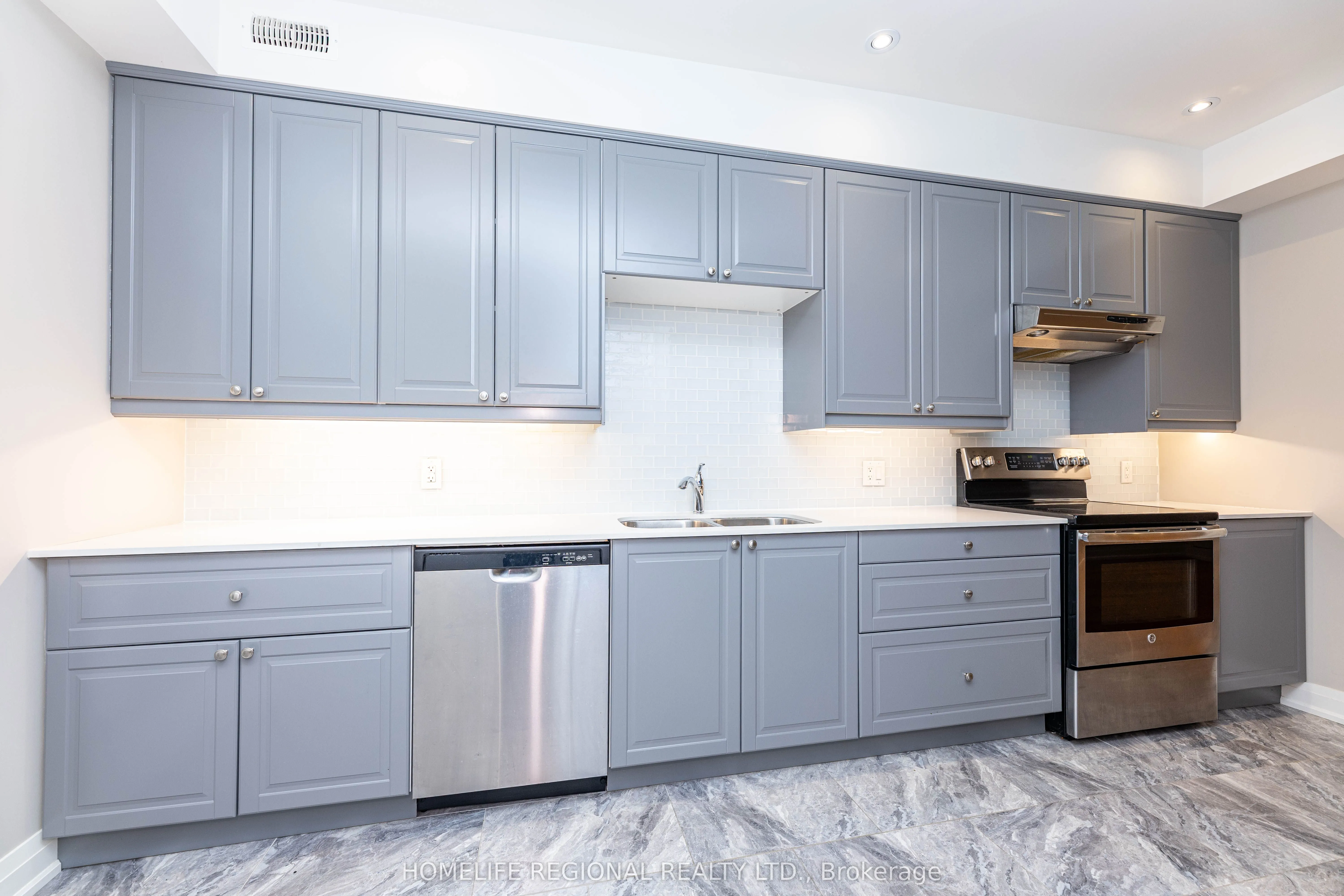 204 Roxton Road, #Main Floor