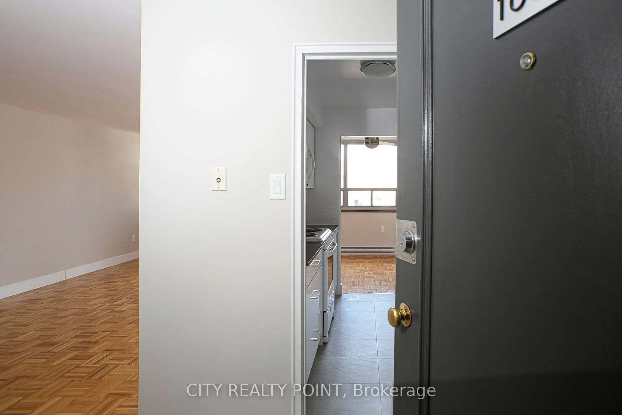 55 Isabella Street, #1002