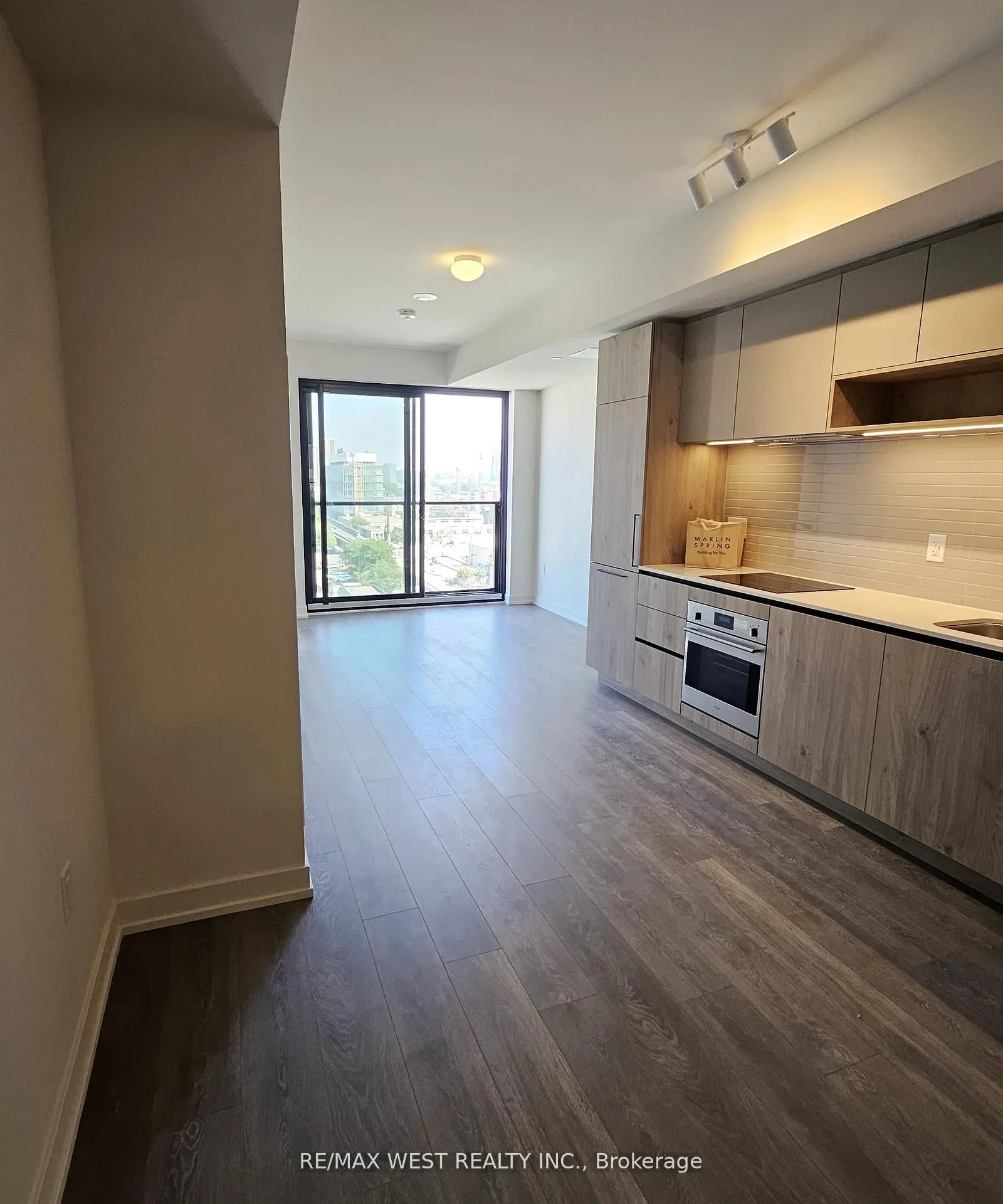 181 Sterling Road, #1012