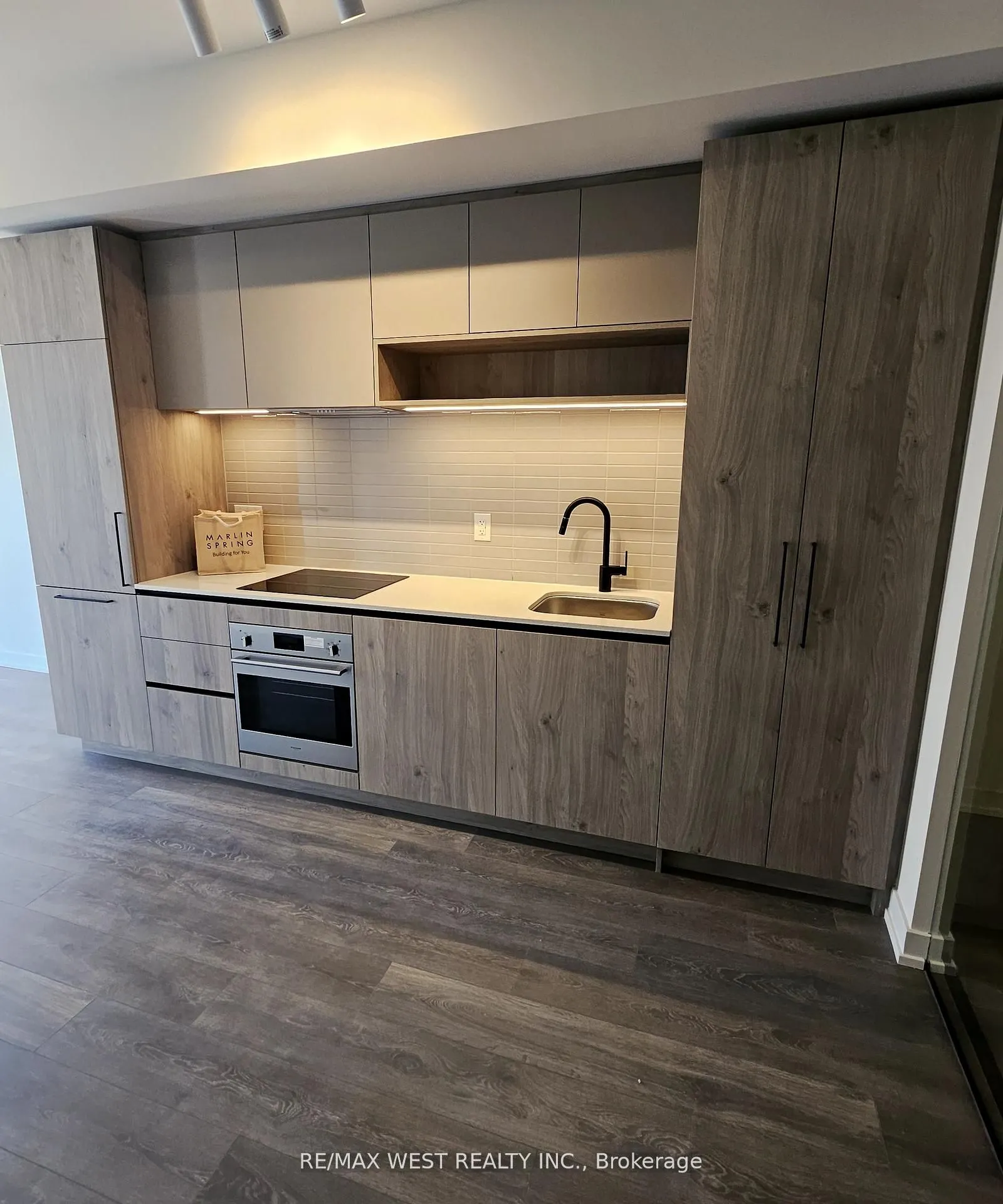 181 Sterling Road, #1012