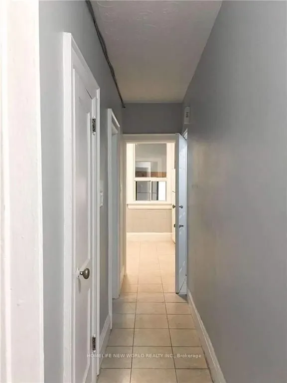 1104 College Street, #2nd floor