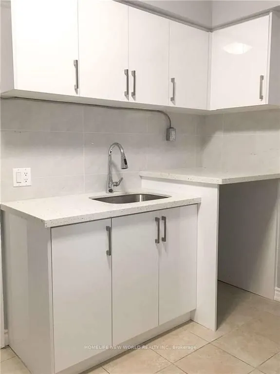 1104 College Street, #2nd floor