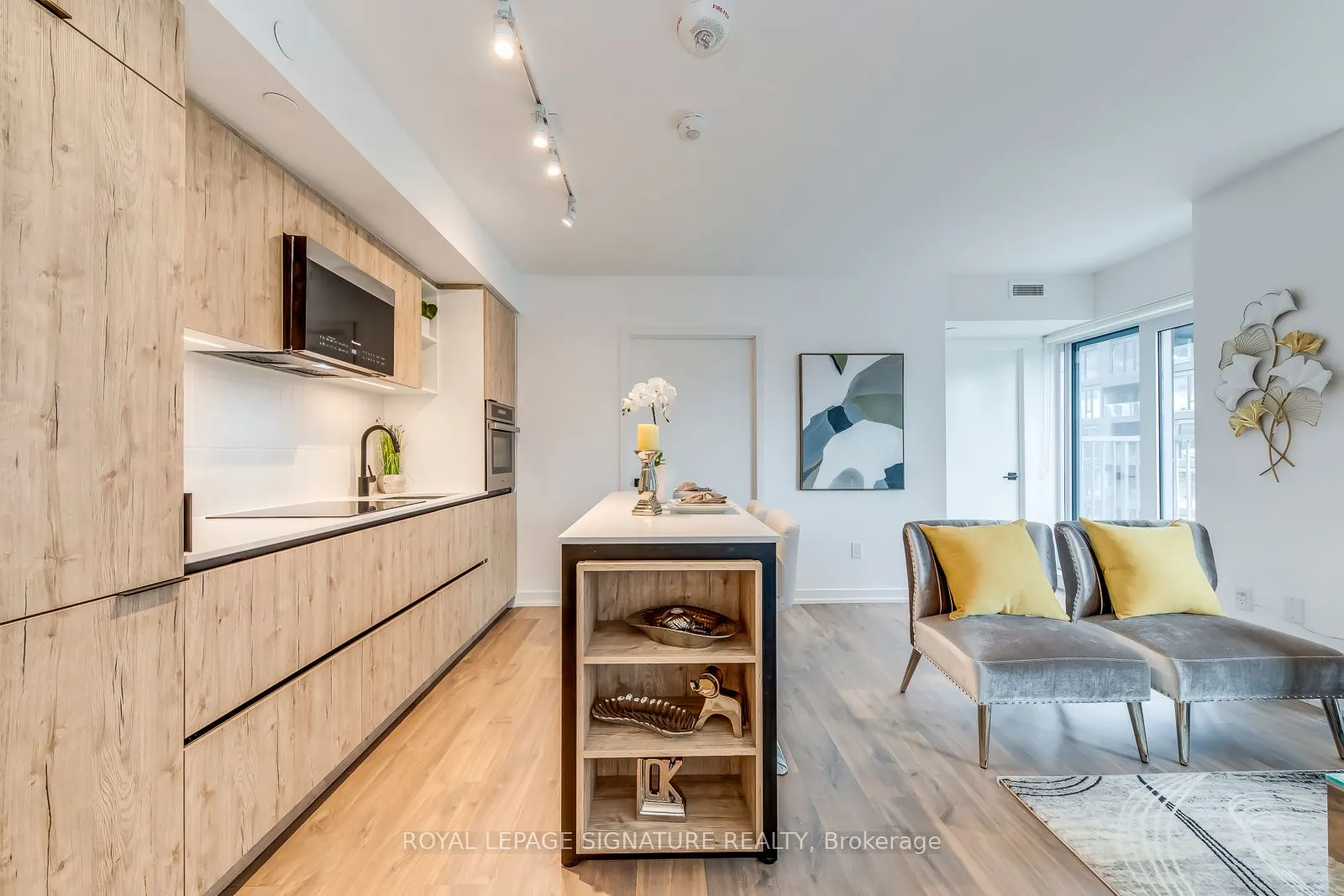 2 Augusta Avenue, #1003