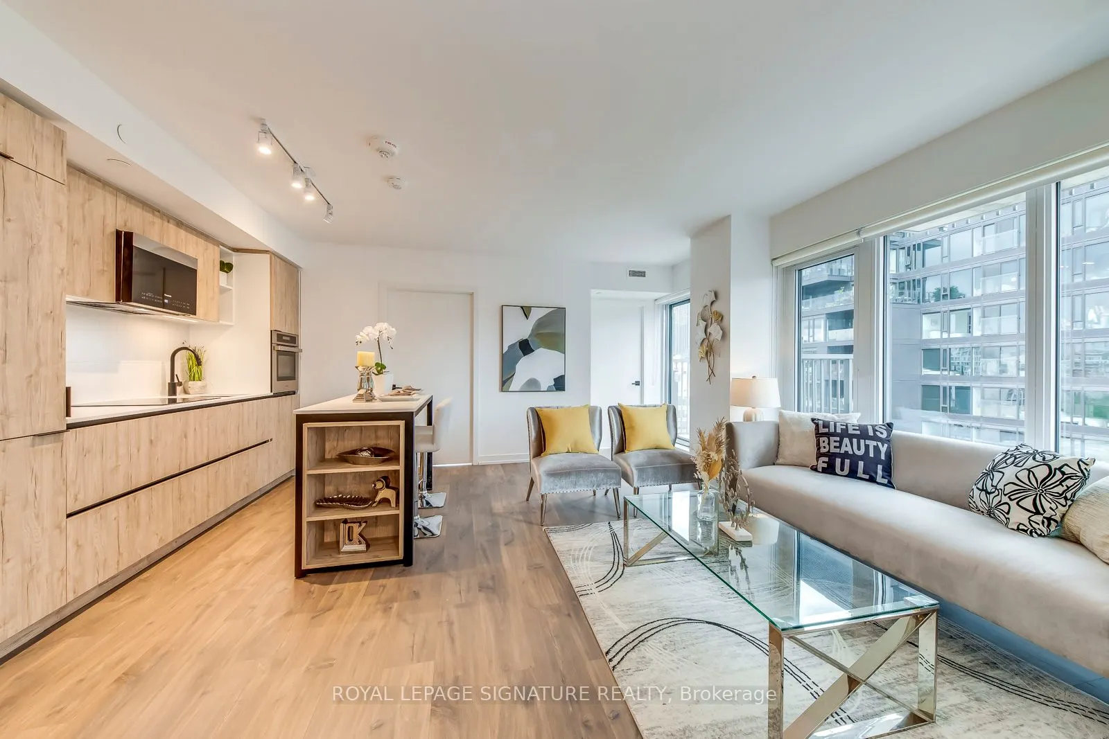 2 Augusta Avenue, #1003