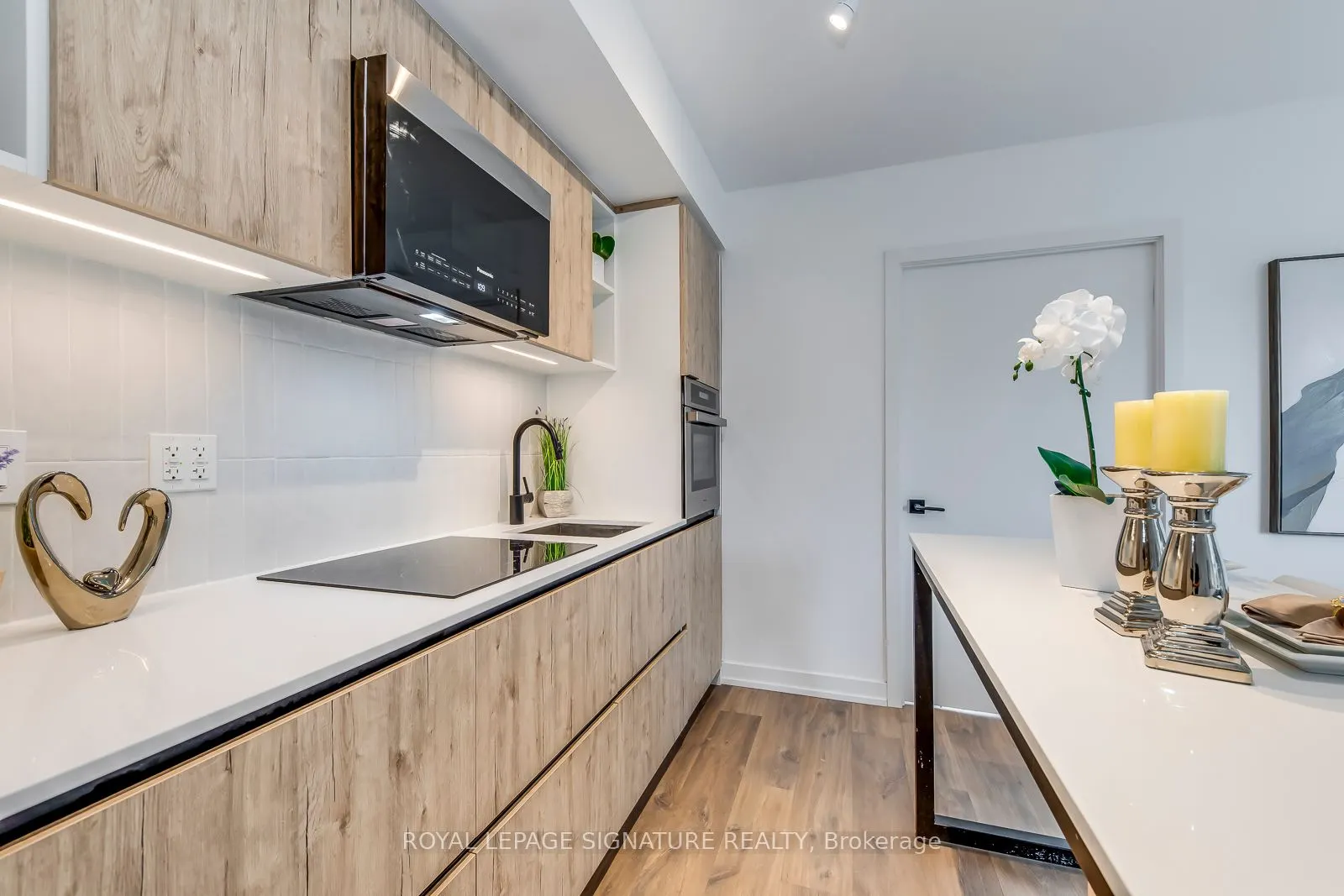 2 Augusta Avenue, #1003