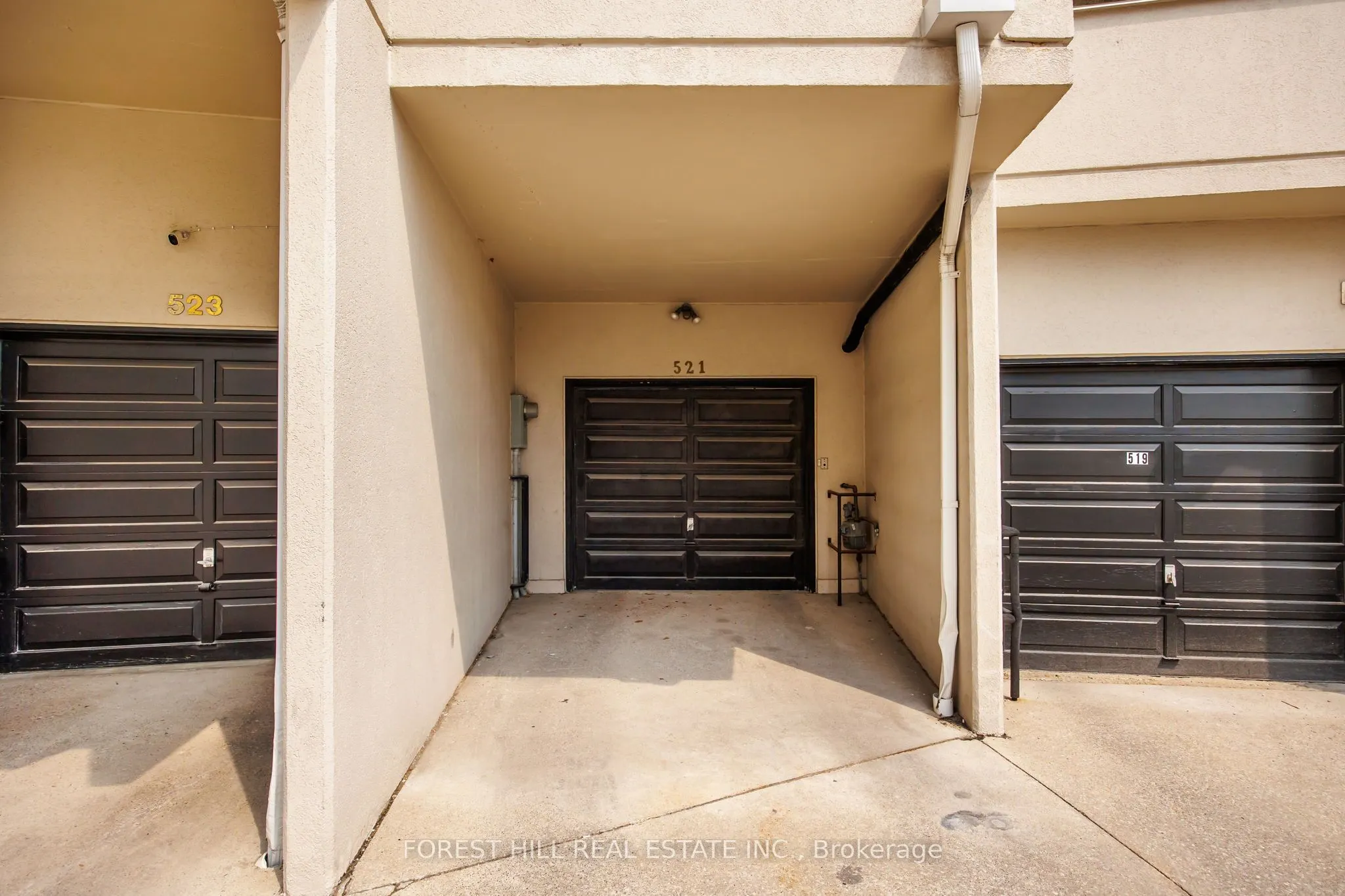 521 Davenport Road