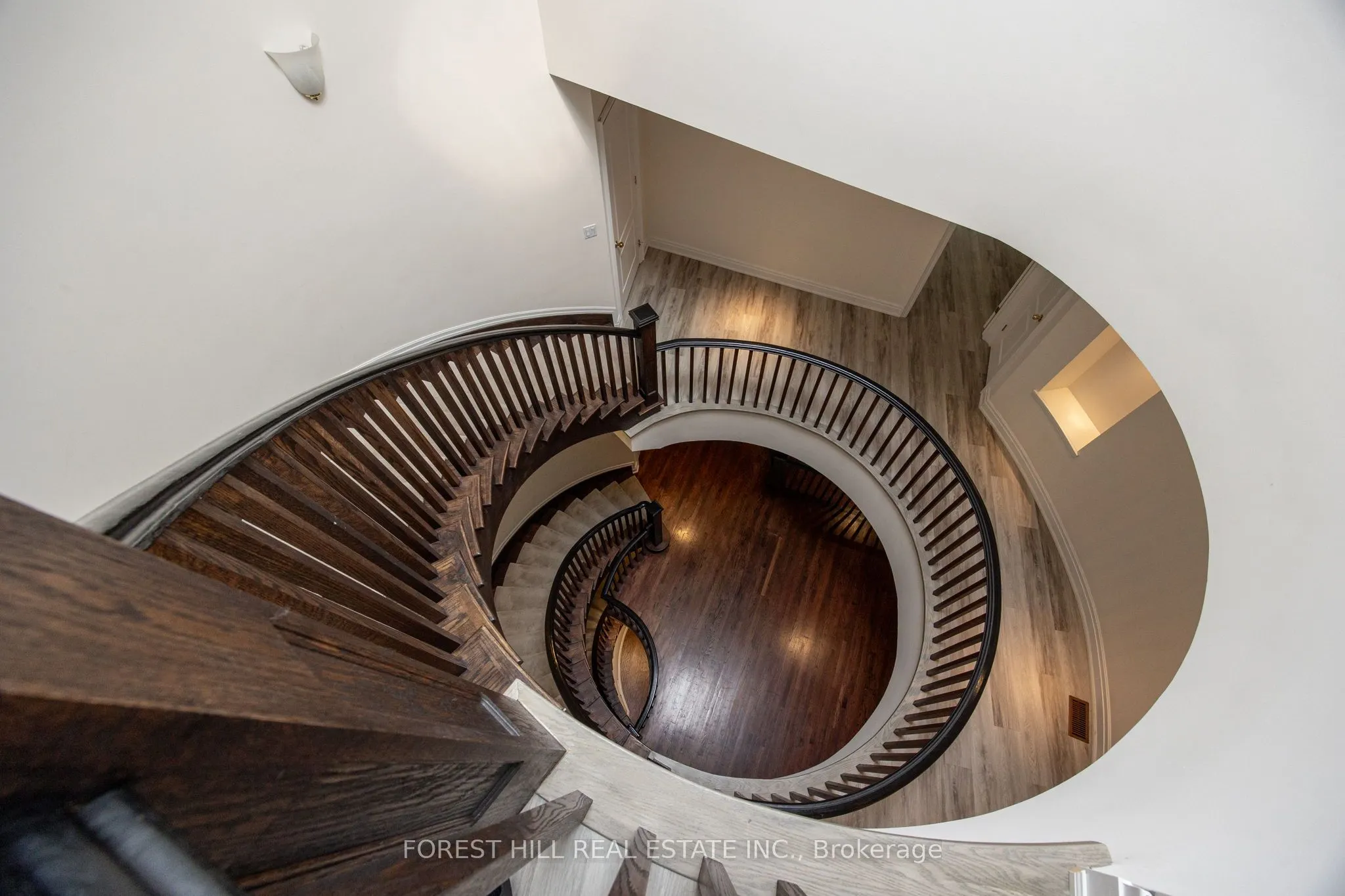 521 Davenport Road