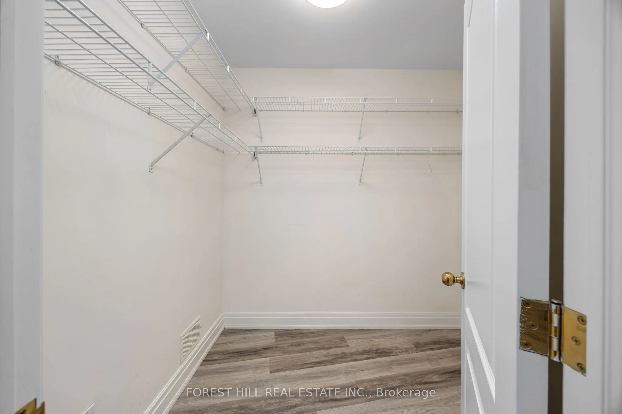 521 Davenport Road