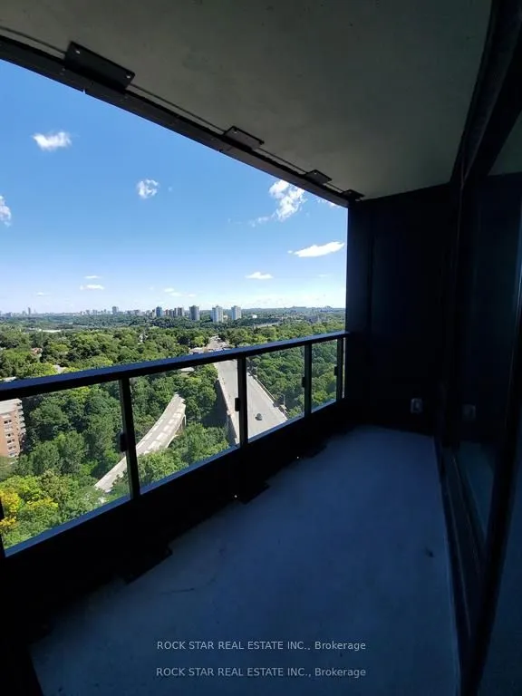 585 Bloor Street E, #1615