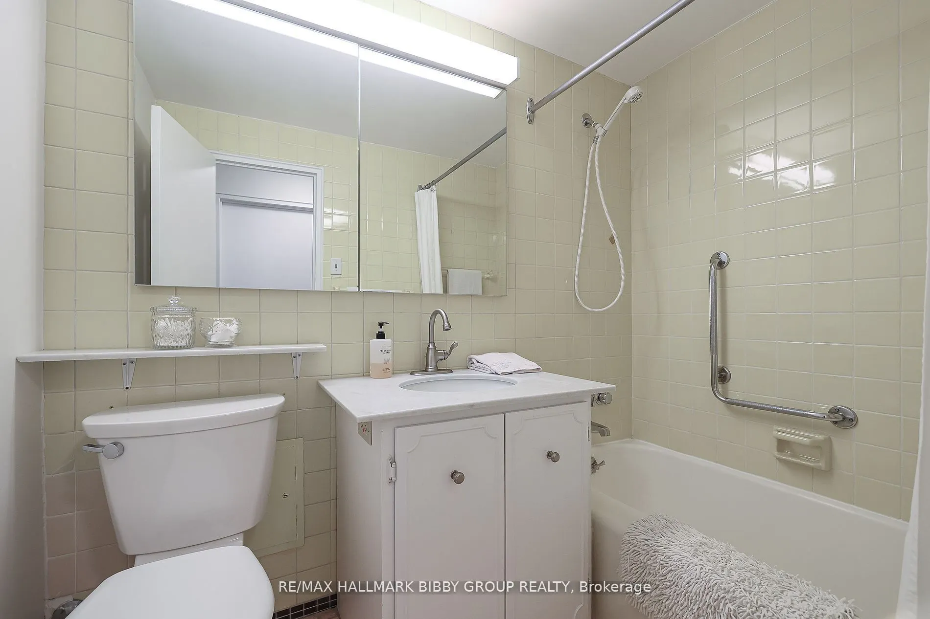 21 Dale Avenue, #435