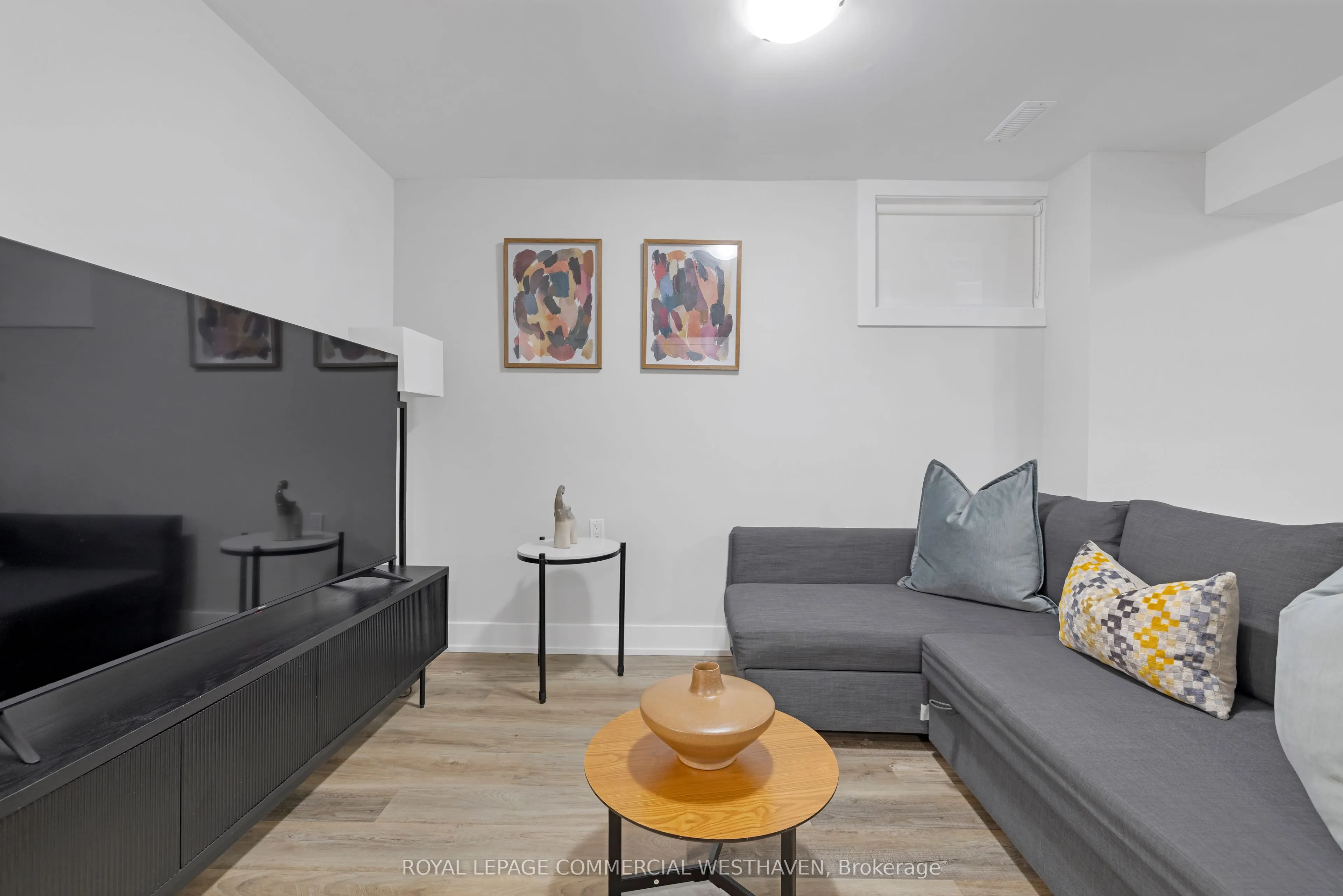 449 Lansdowne Avenue, #C
