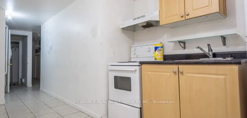 693 Euclid Avenue, #3