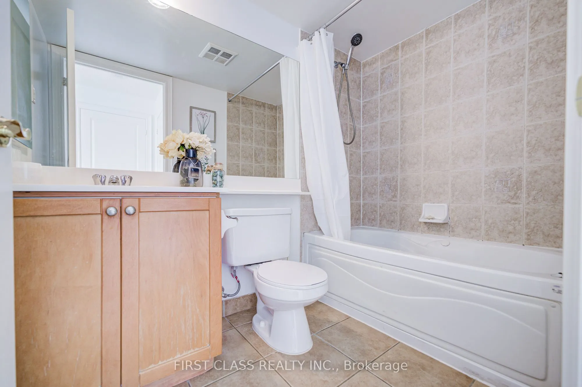 10 Northtown Way, #408