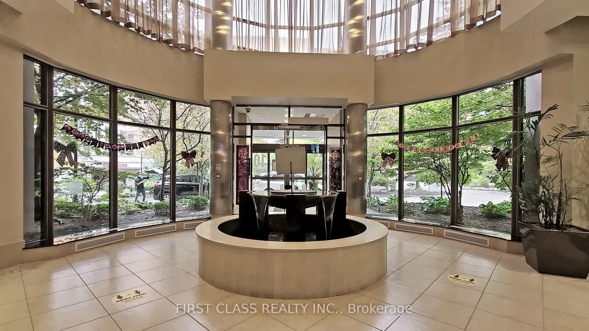 10 Northtown Way, #408