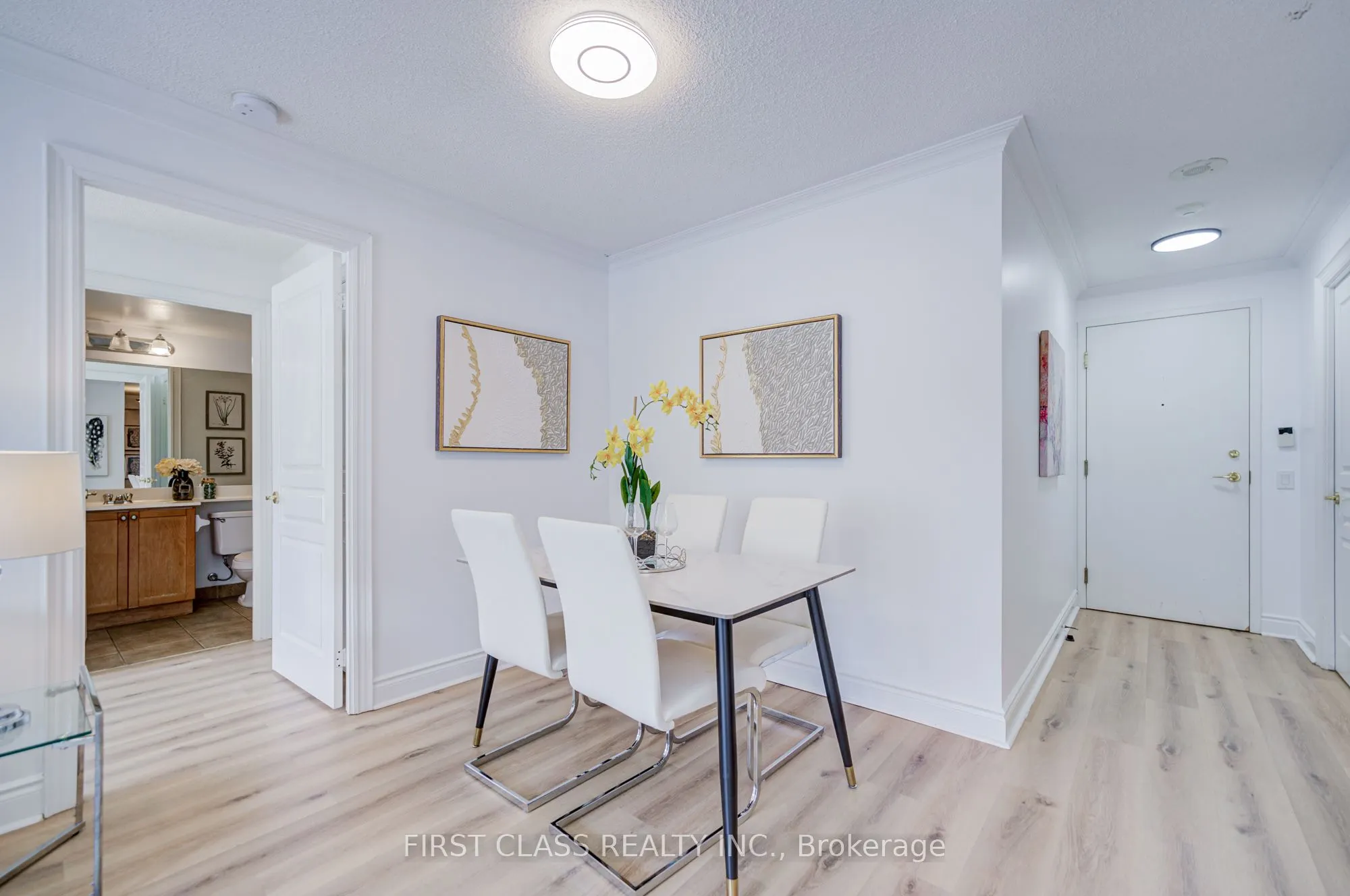 10 Northtown Way, #408