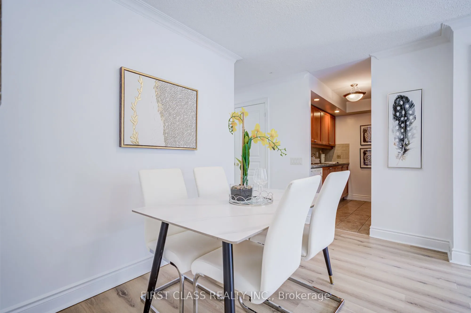 10 Northtown Way, #408