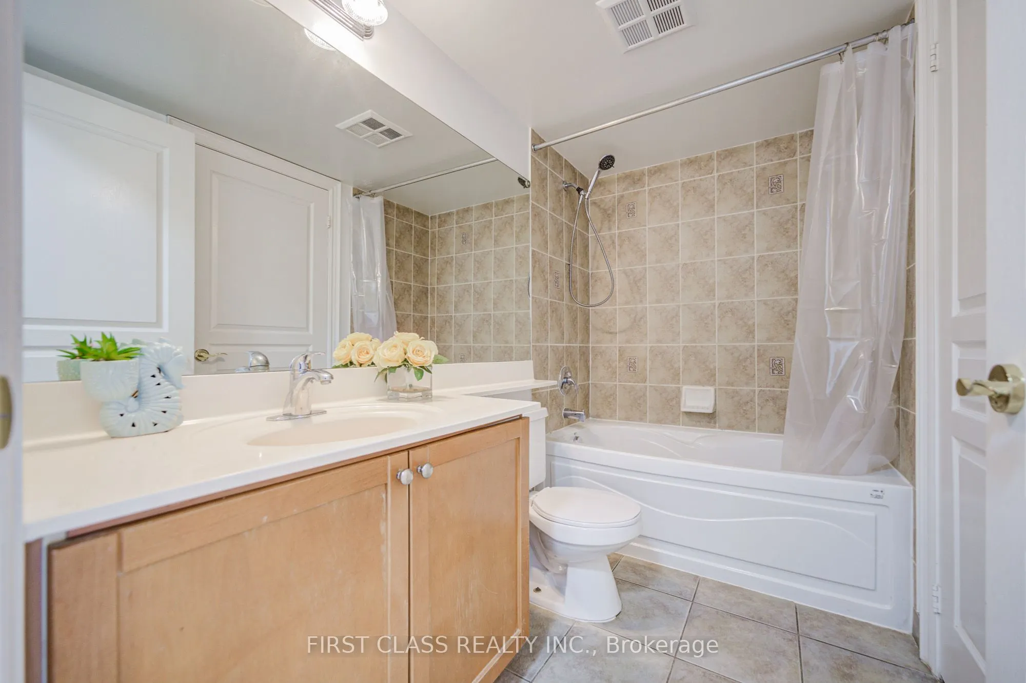 10 Northtown Way, #408