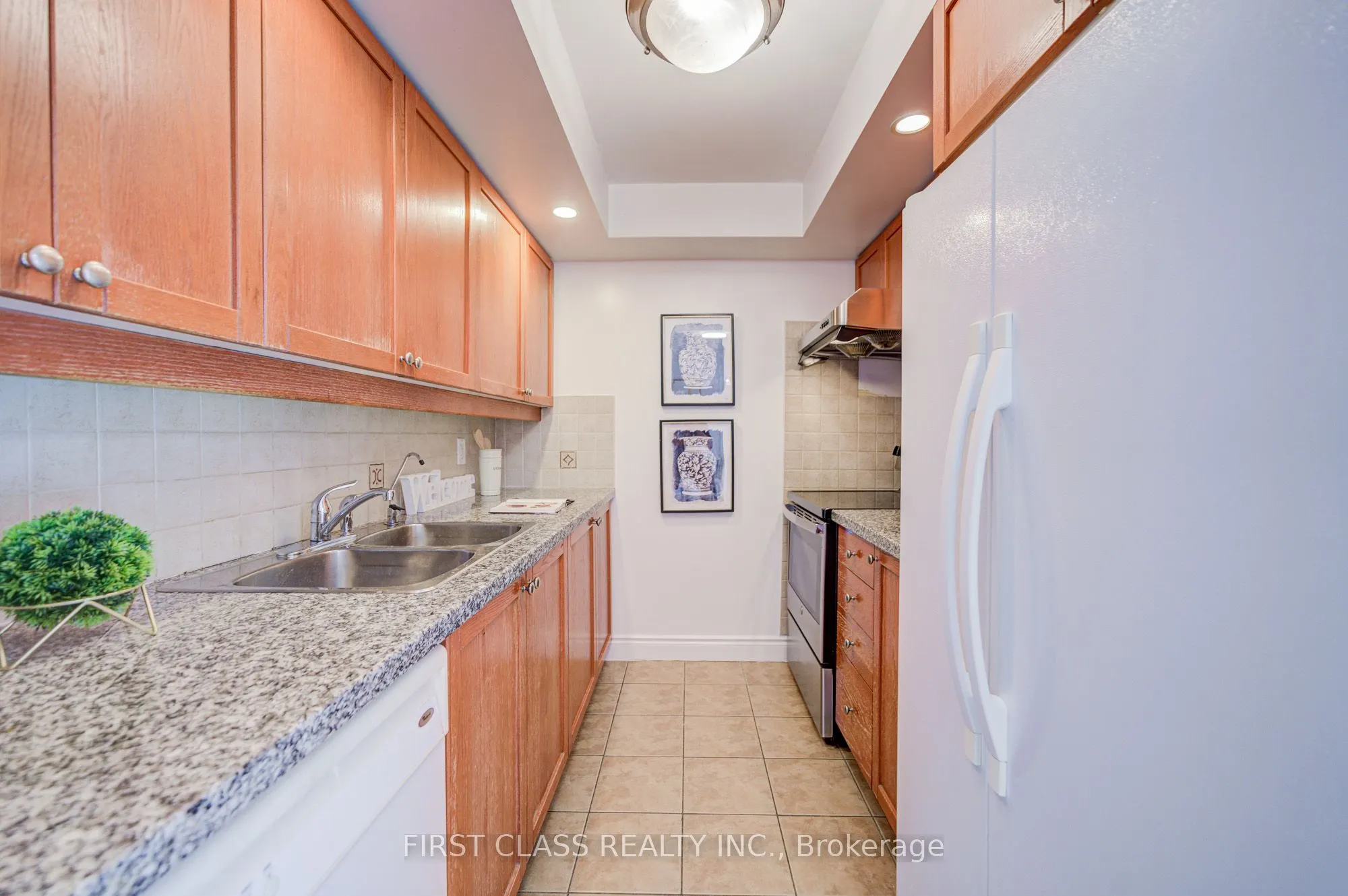 10 Northtown Way, #408