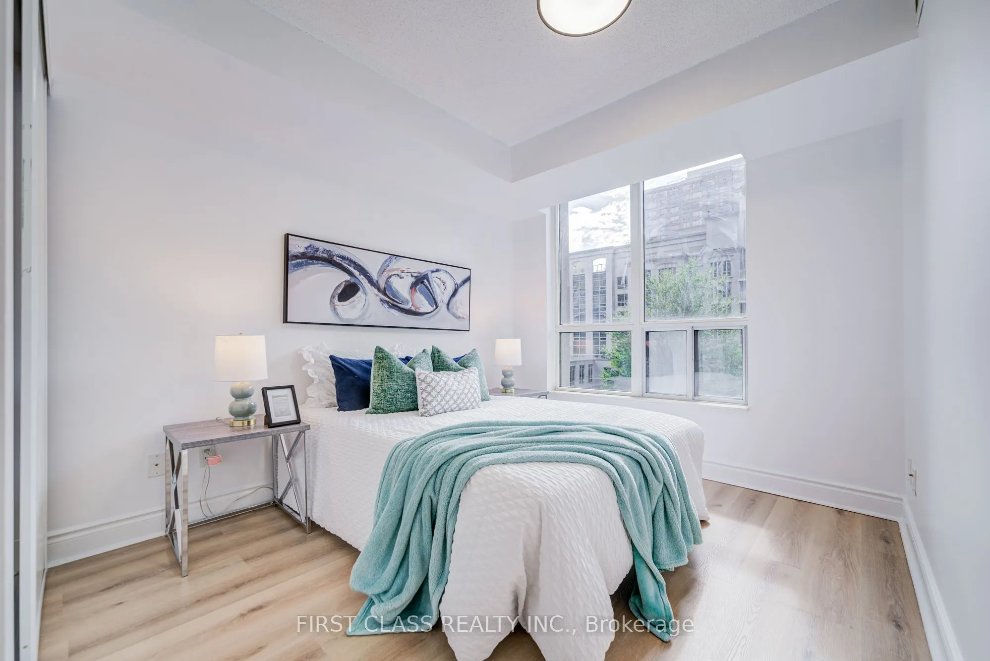 10 Northtown Way, #408