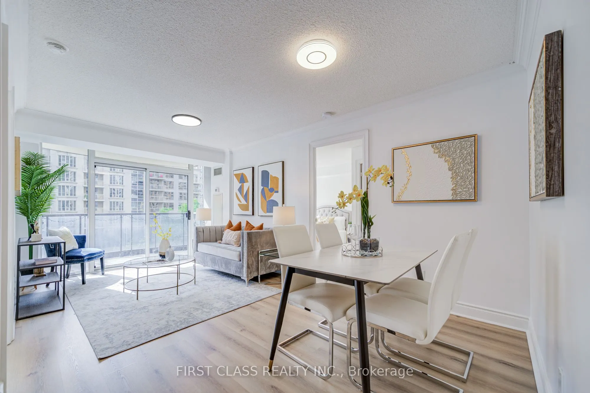 10 Northtown Way, #408