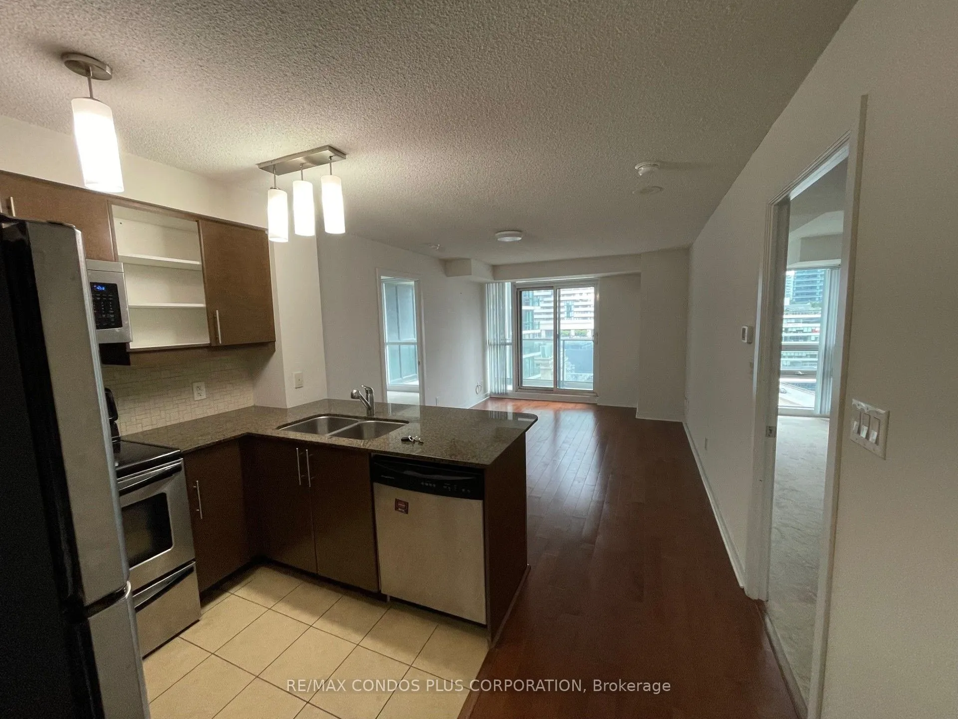 18 Harbour Street, #1311