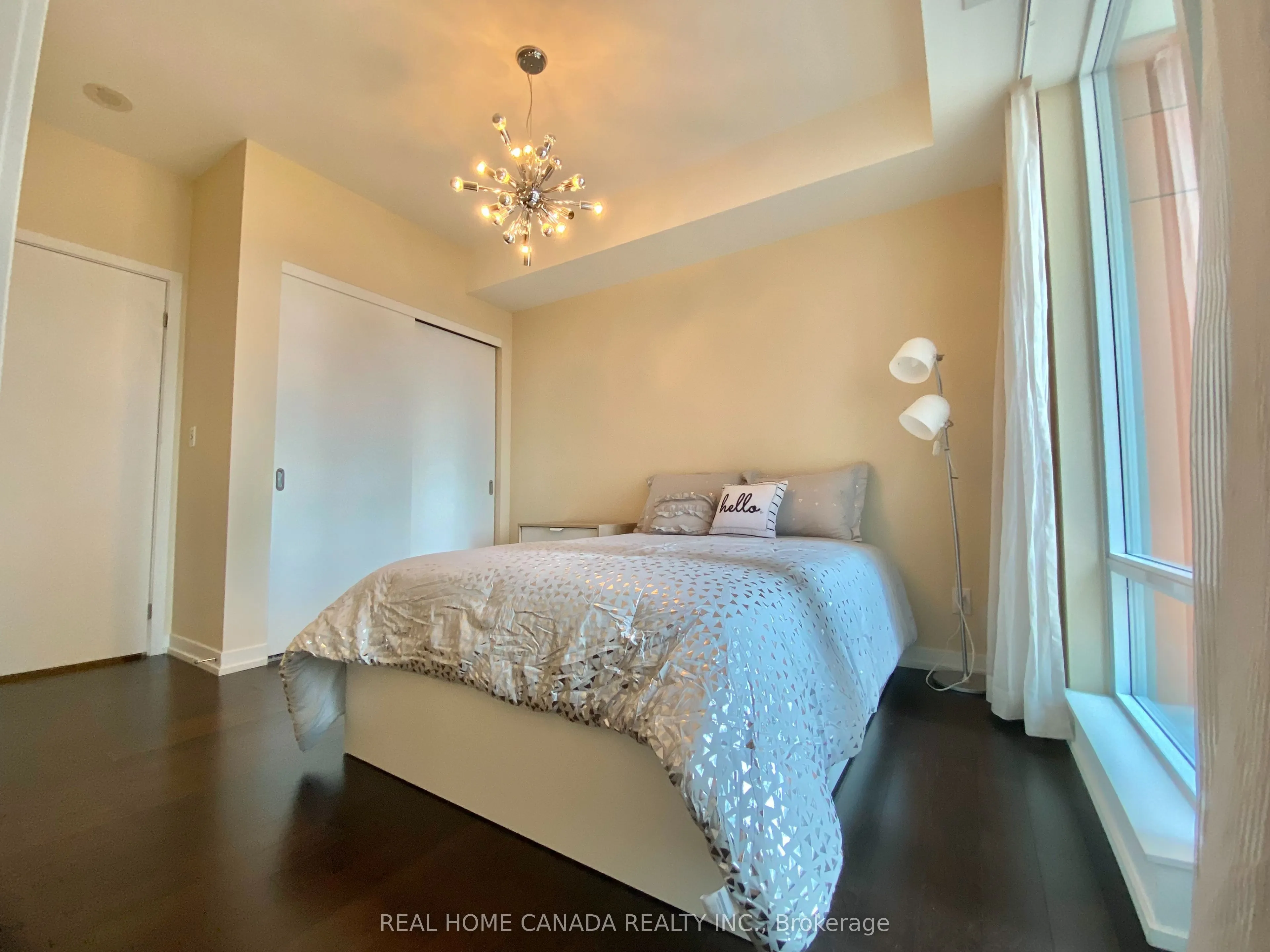 21 Widmer Street, #1302